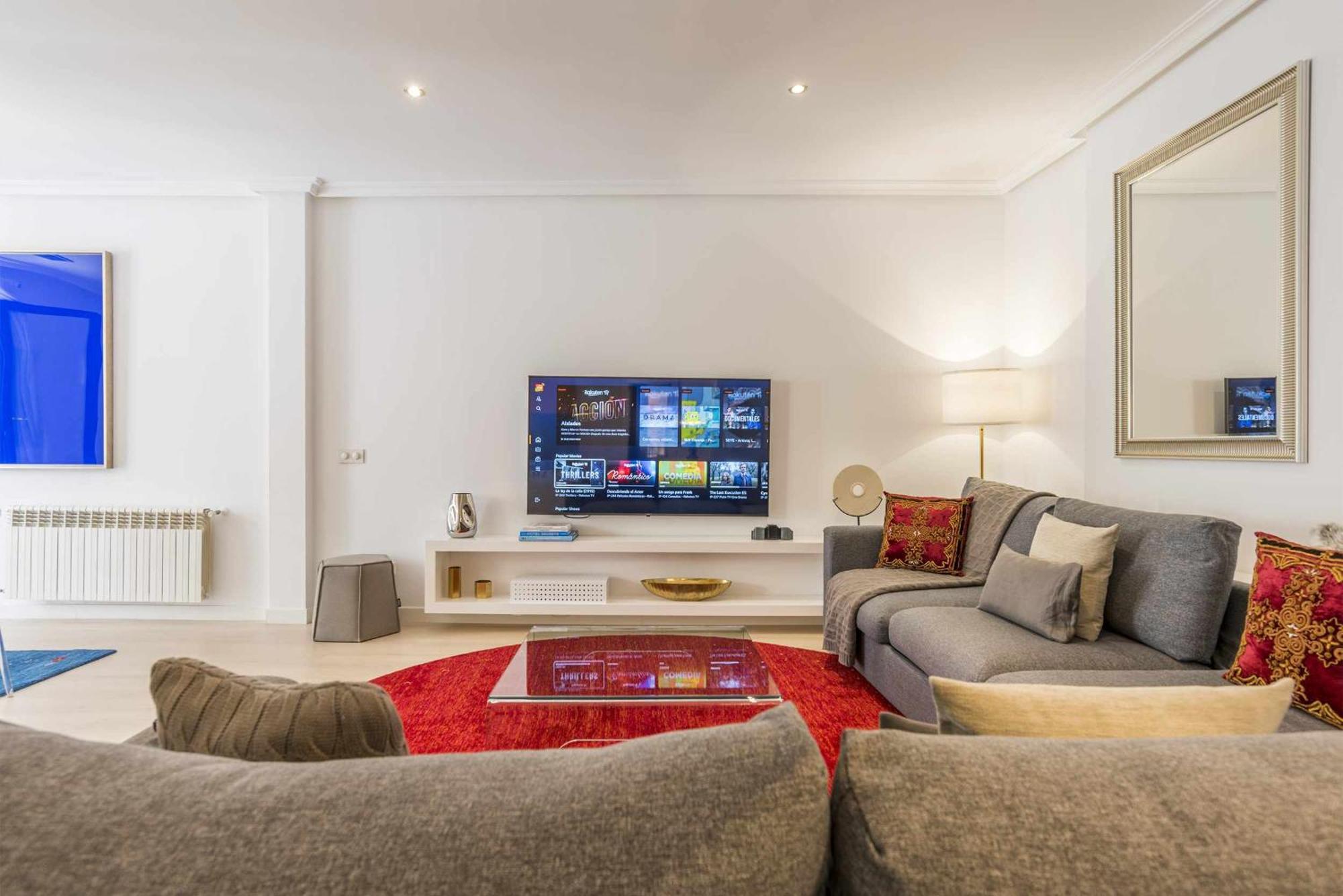 Royal Palace By Skykey Apartment *