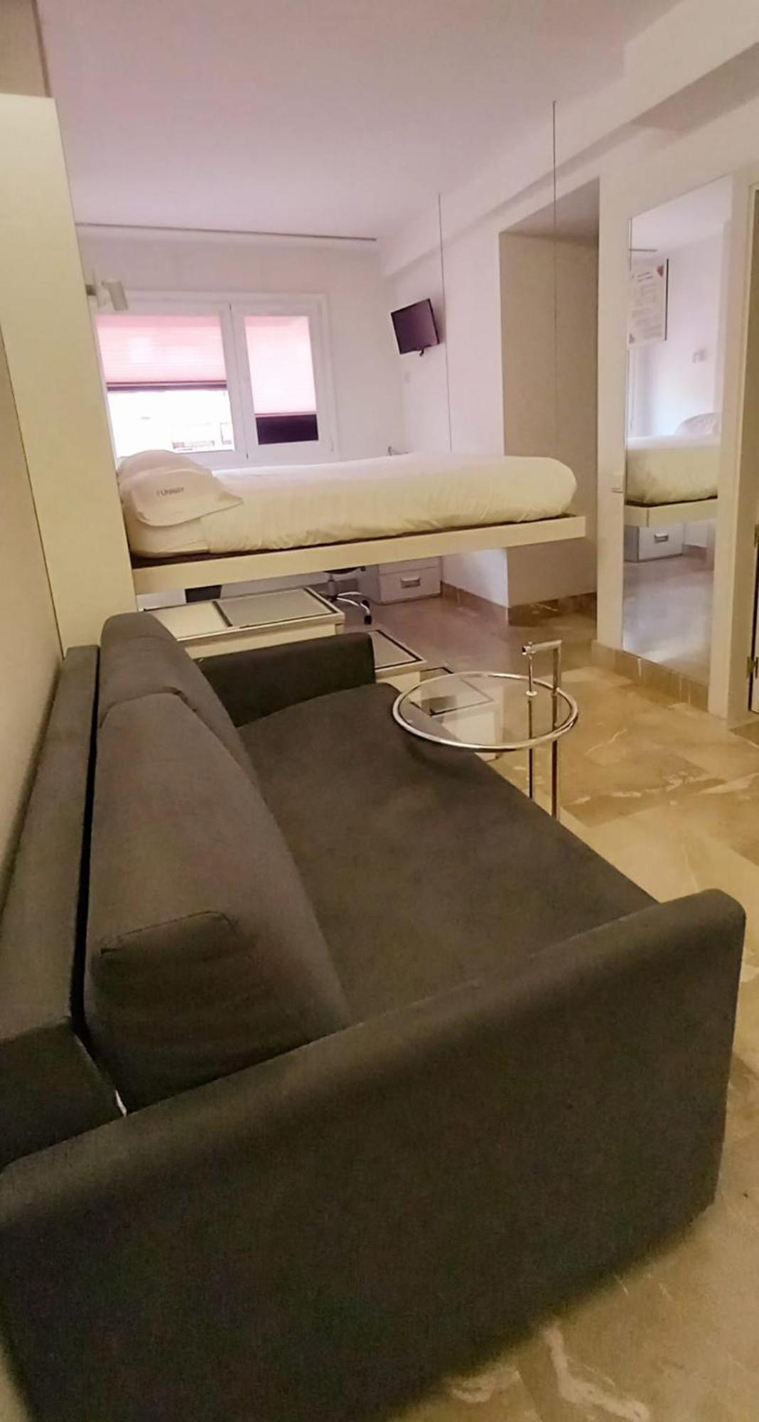 Funway Academic (adults Only) Guest house Madrid