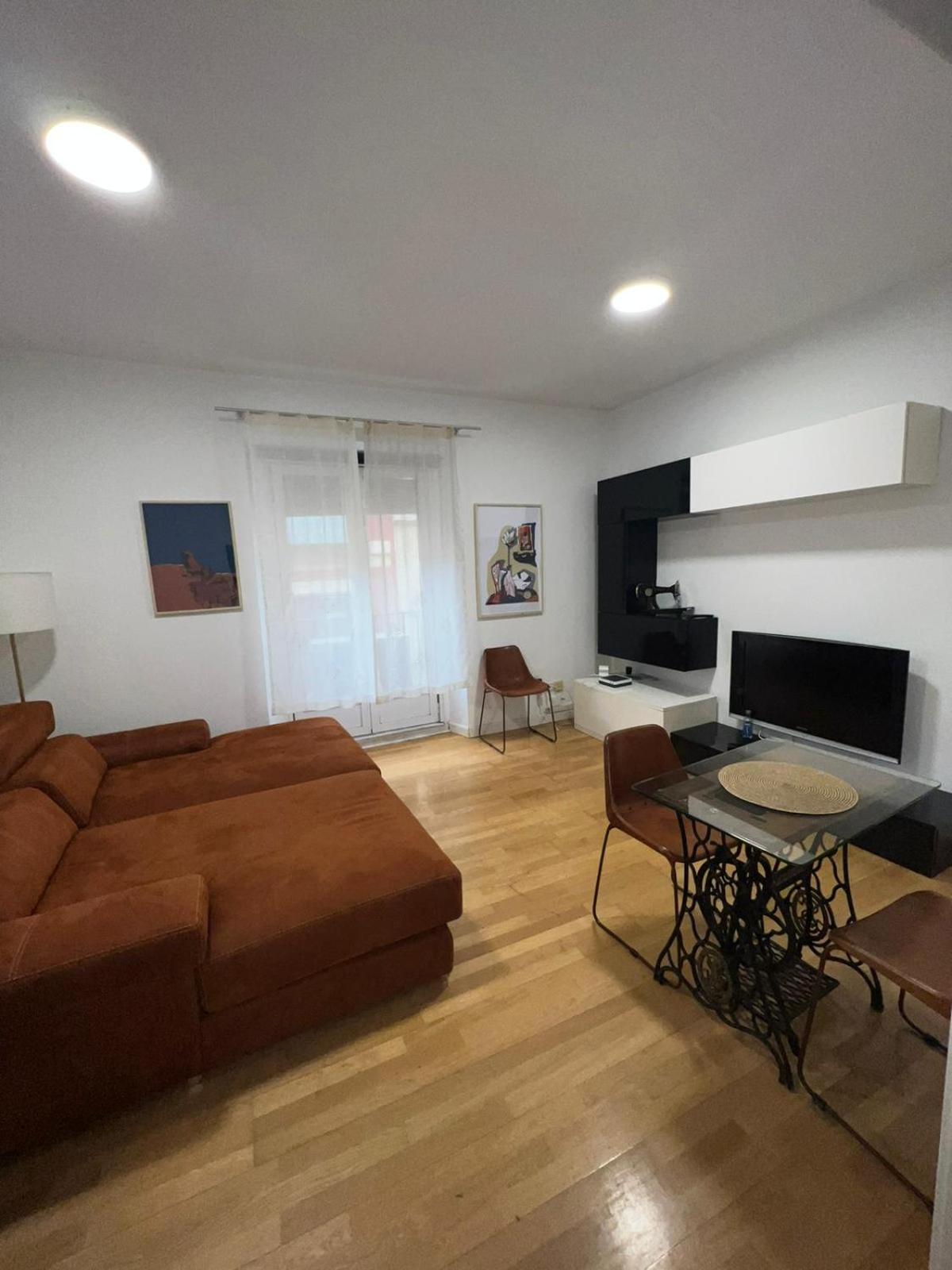 Apartment Comfortable Flat In Paseo Del Prado Atocha-almd8
