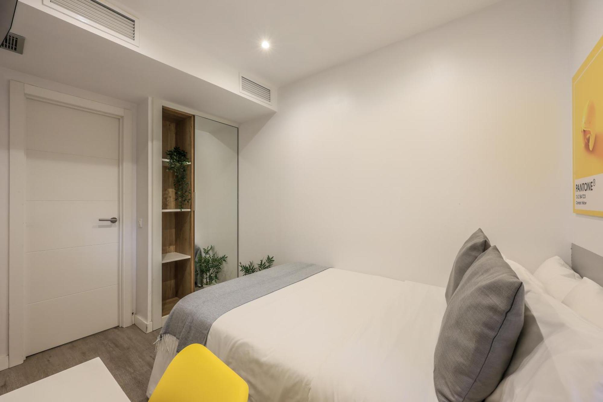 Amazinn Places Chamberi Guest house *