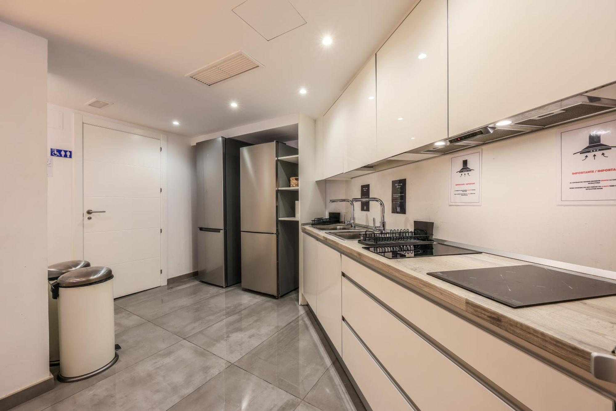 Amazinn Places Chamberi Guest house Madrid