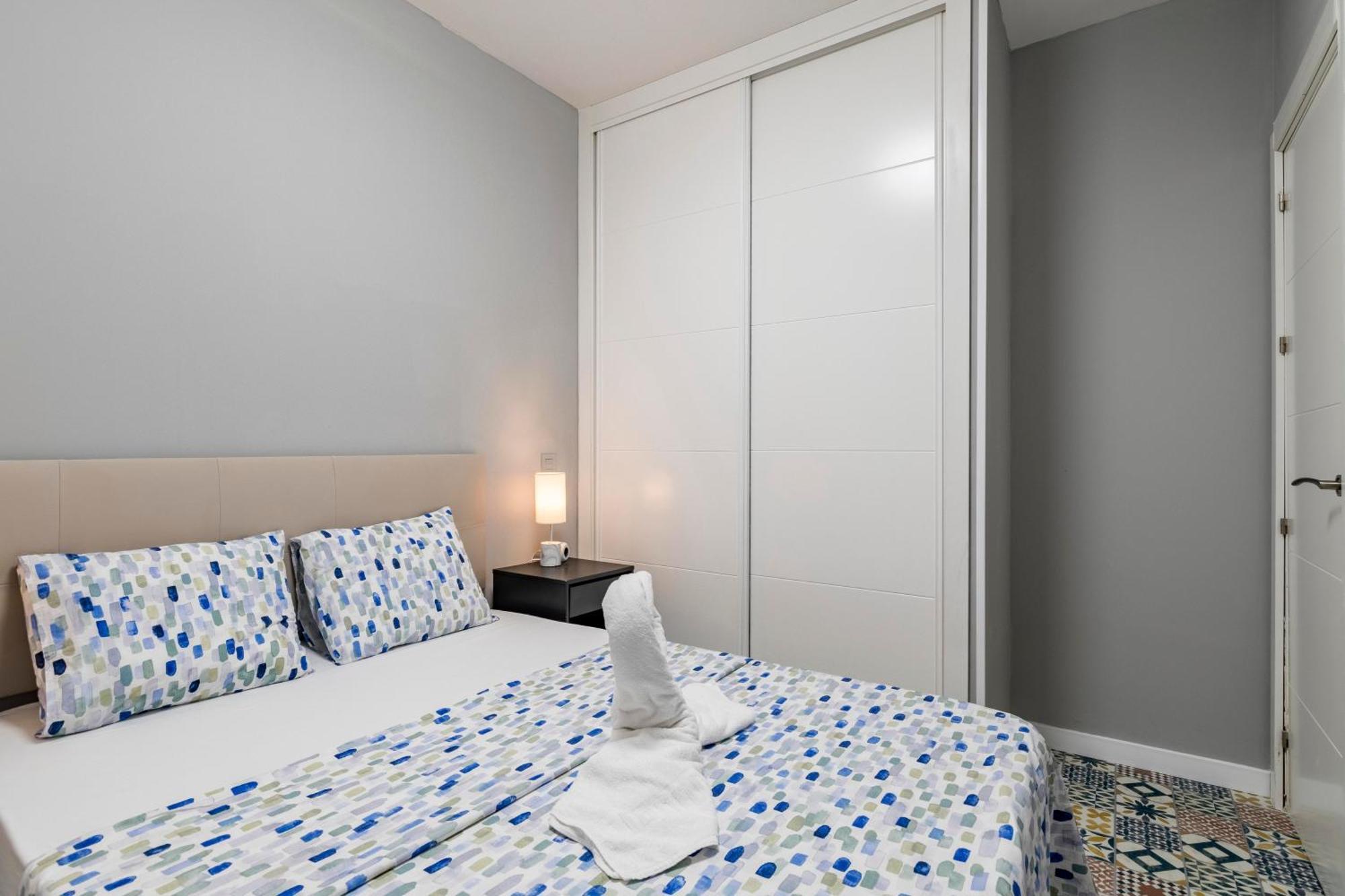 Apartamento Cerca Santiago Bernabeu - Torre Picasso Madri