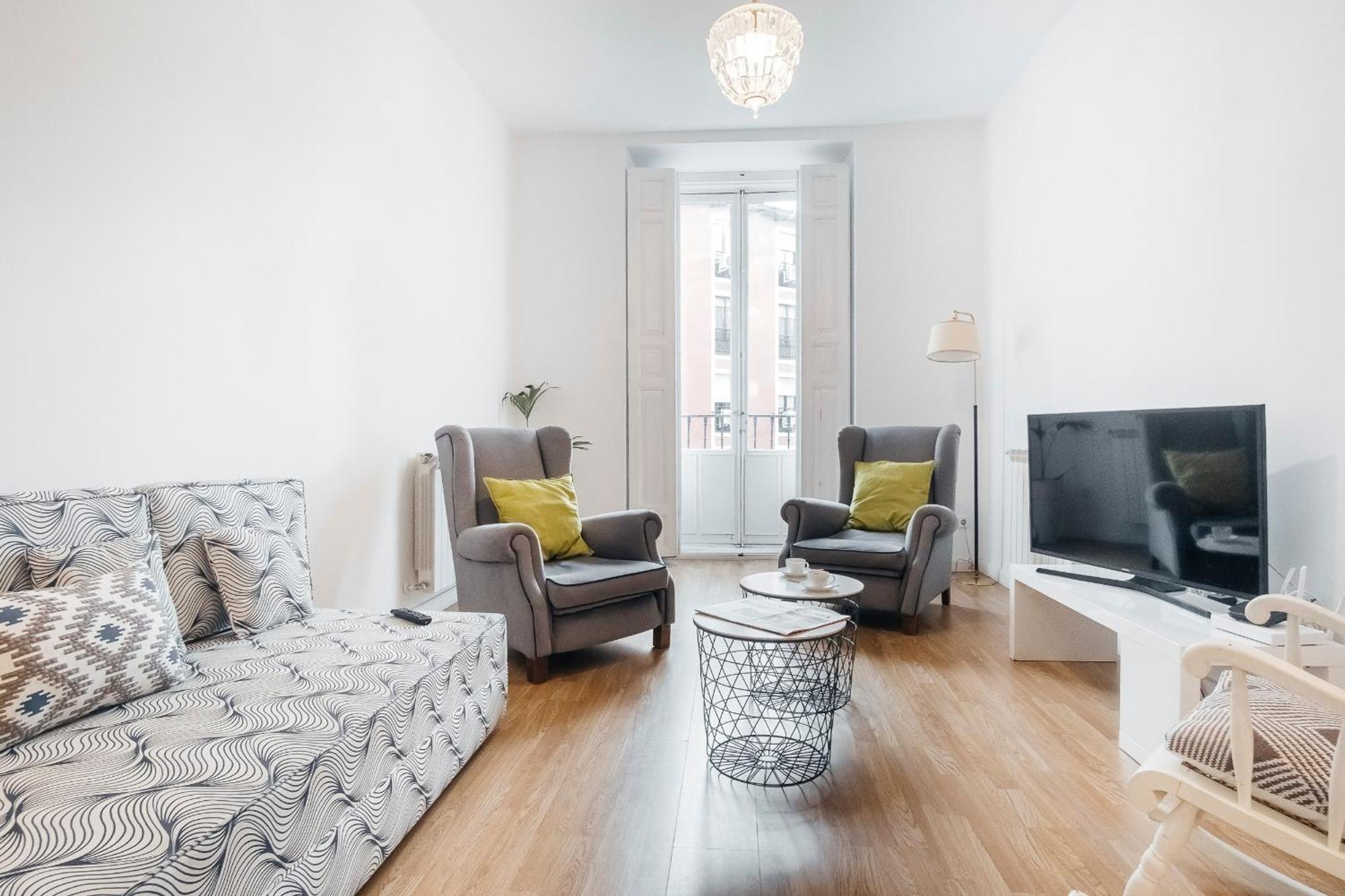 Apartamento Fantastico 4r + 3b En Centro Madrid
