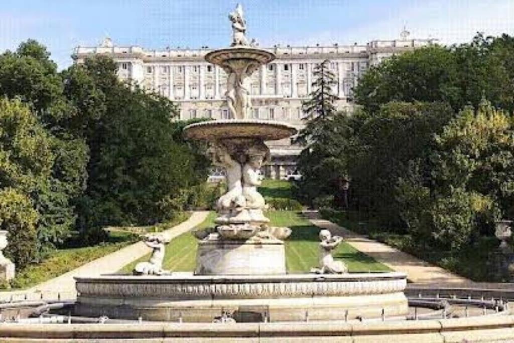 Vintage On Plaza Castilla, Apartamento Madrid