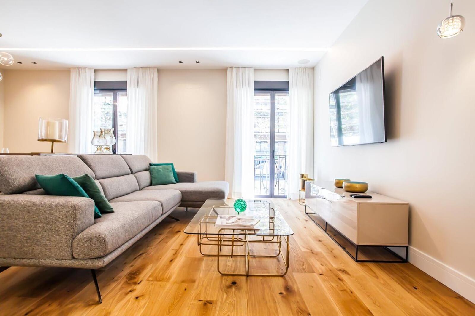 V73 Elegance & Comfort - Luxury In Barrio Salamanca Madrid