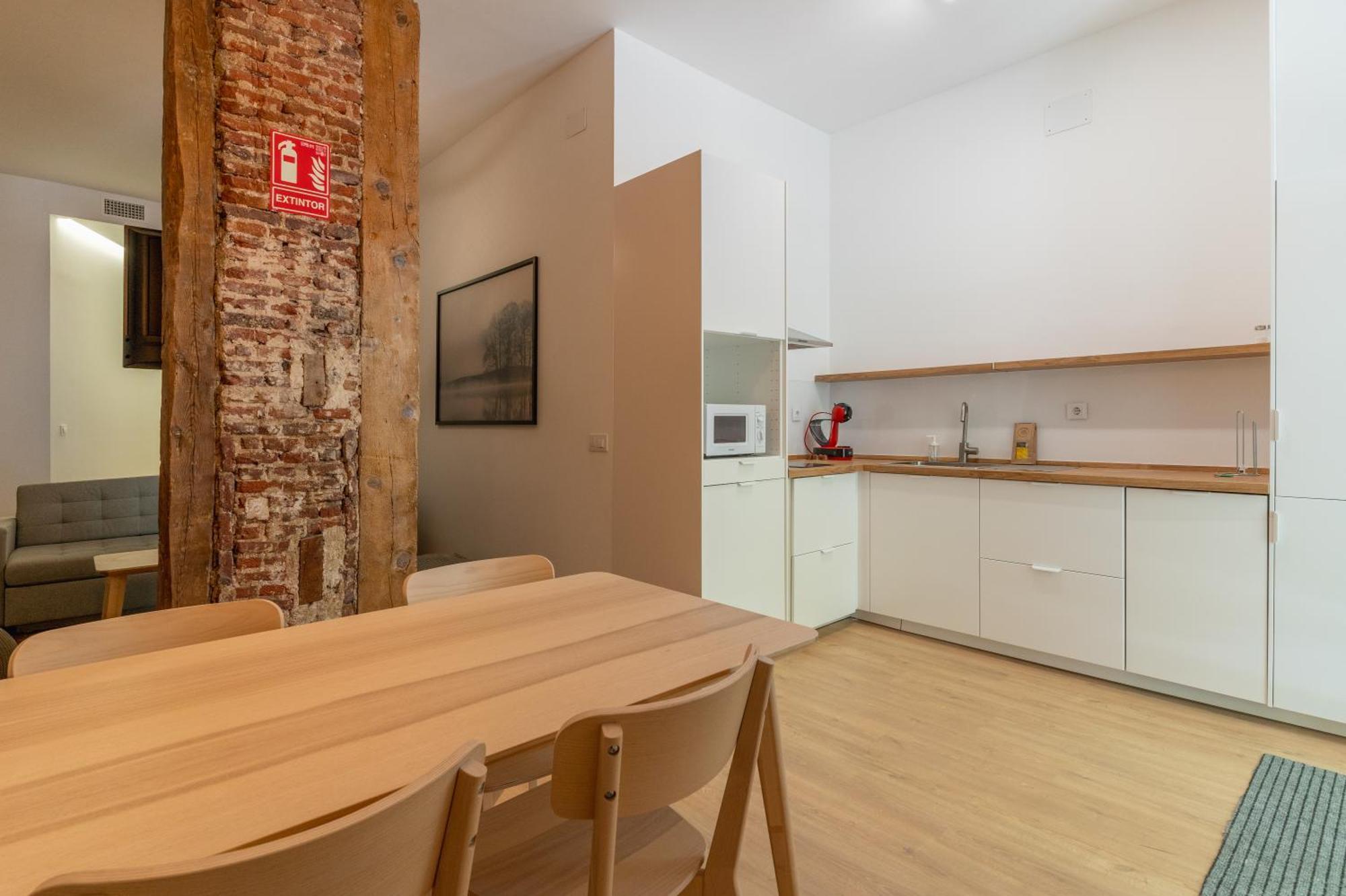Modern Duplex-2bedrooms 3baths-palacio Madri