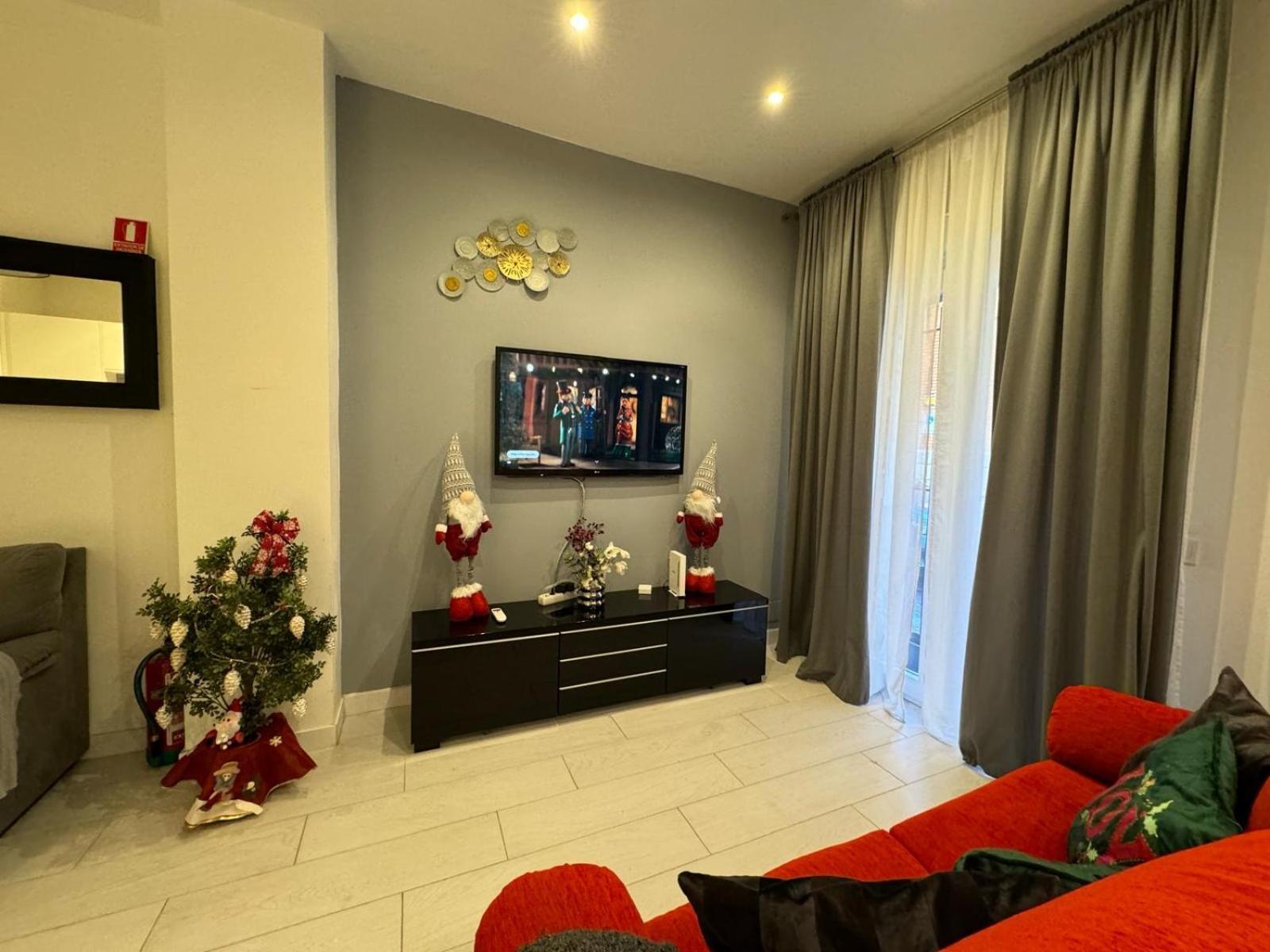 Paseo De La Castellana A 10 Minutos Del Santiago Bernabeu Apartamento *