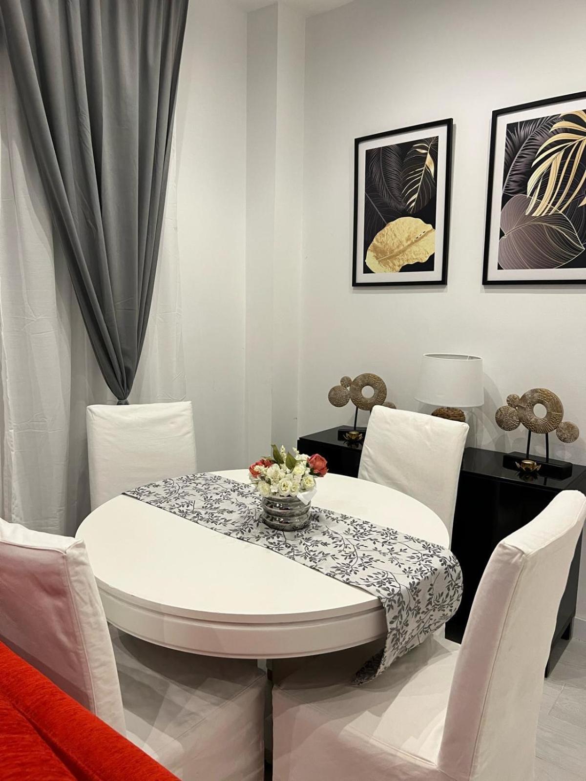 Paseo De La Castellana A 10 Minutos Del Santiago Bernabeu Apartamento Madrid
