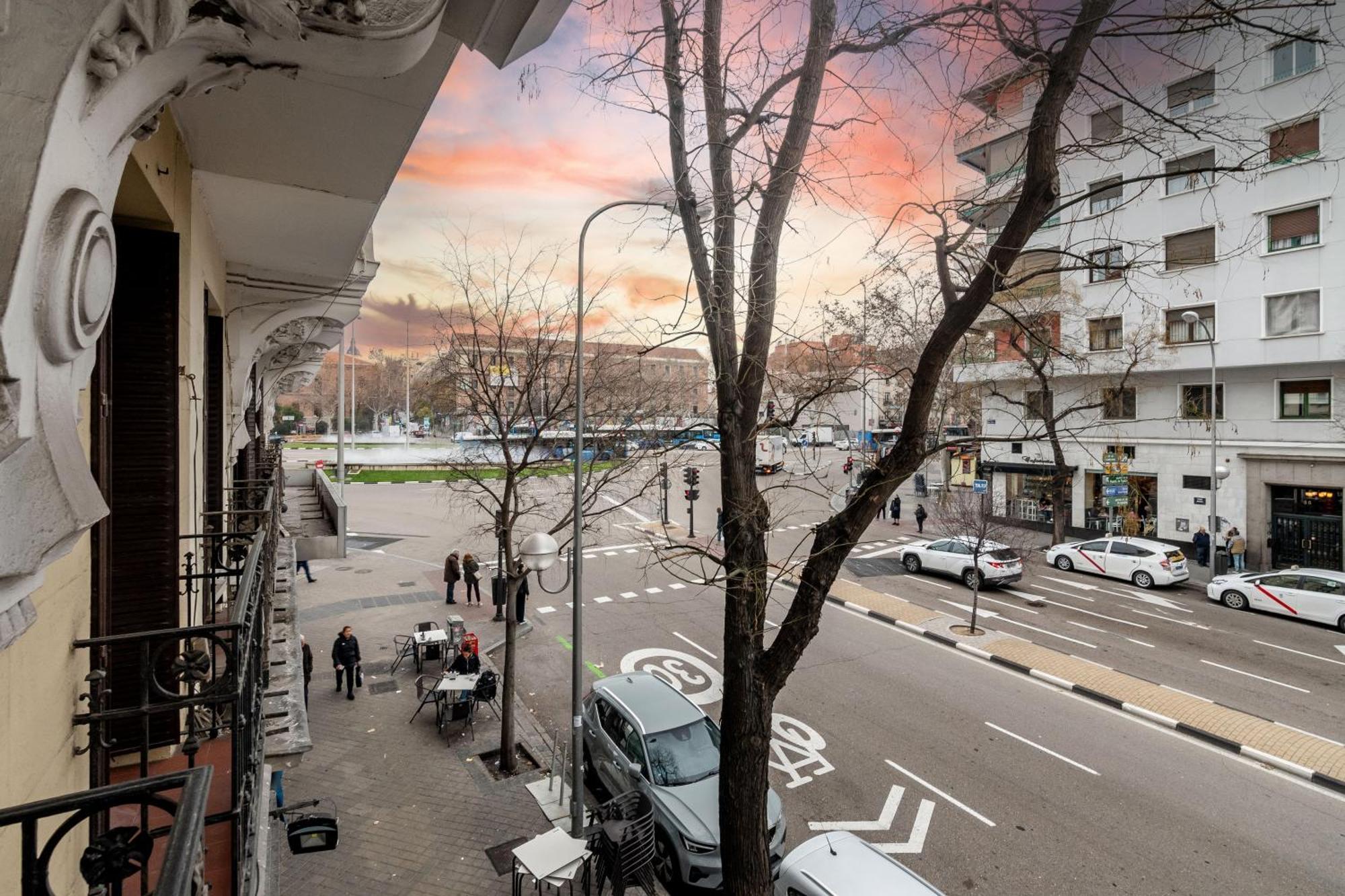 Madrid Embajadores II - Apartamento De 4 Dormitorios Con Balcon Apartamento Madri