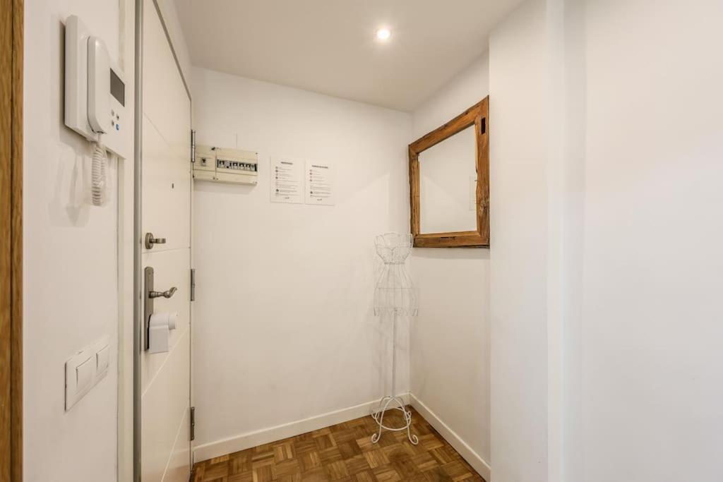 Urban Oasis In - Steps From River Manzanares Apartment Madrid