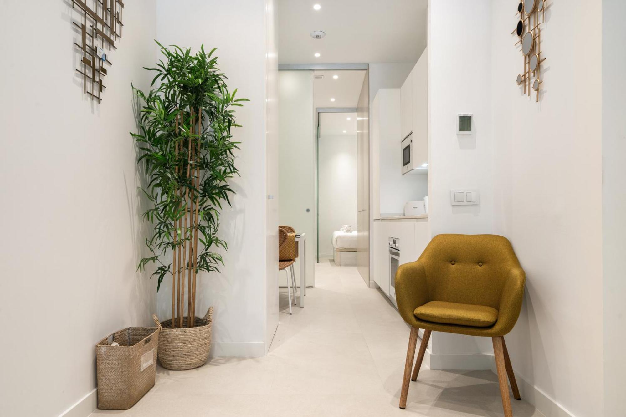 Flat In Chamberi With Direct Entrance Bg * Madri
