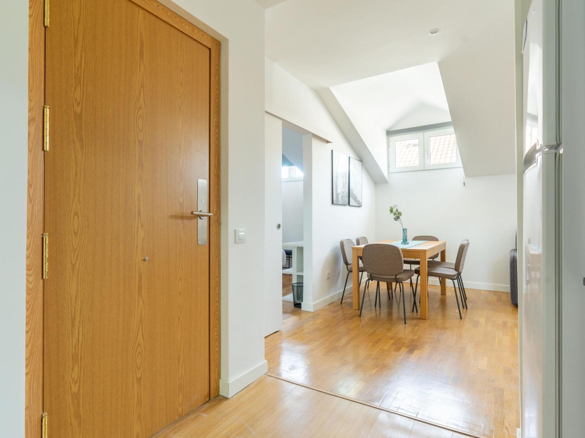 Limehome San Lorenzo Apartamento *