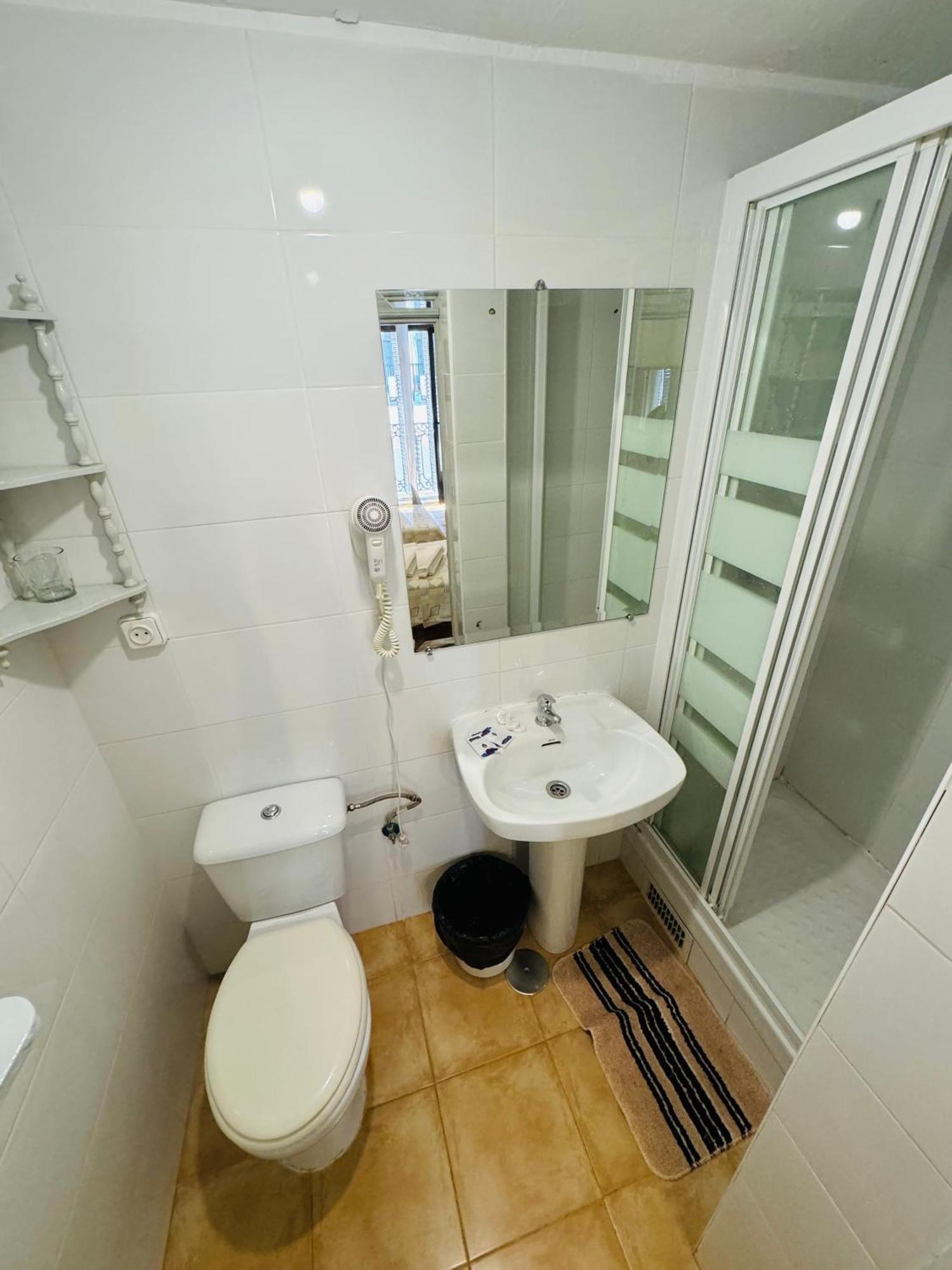 Guest house Fuentesol 2*