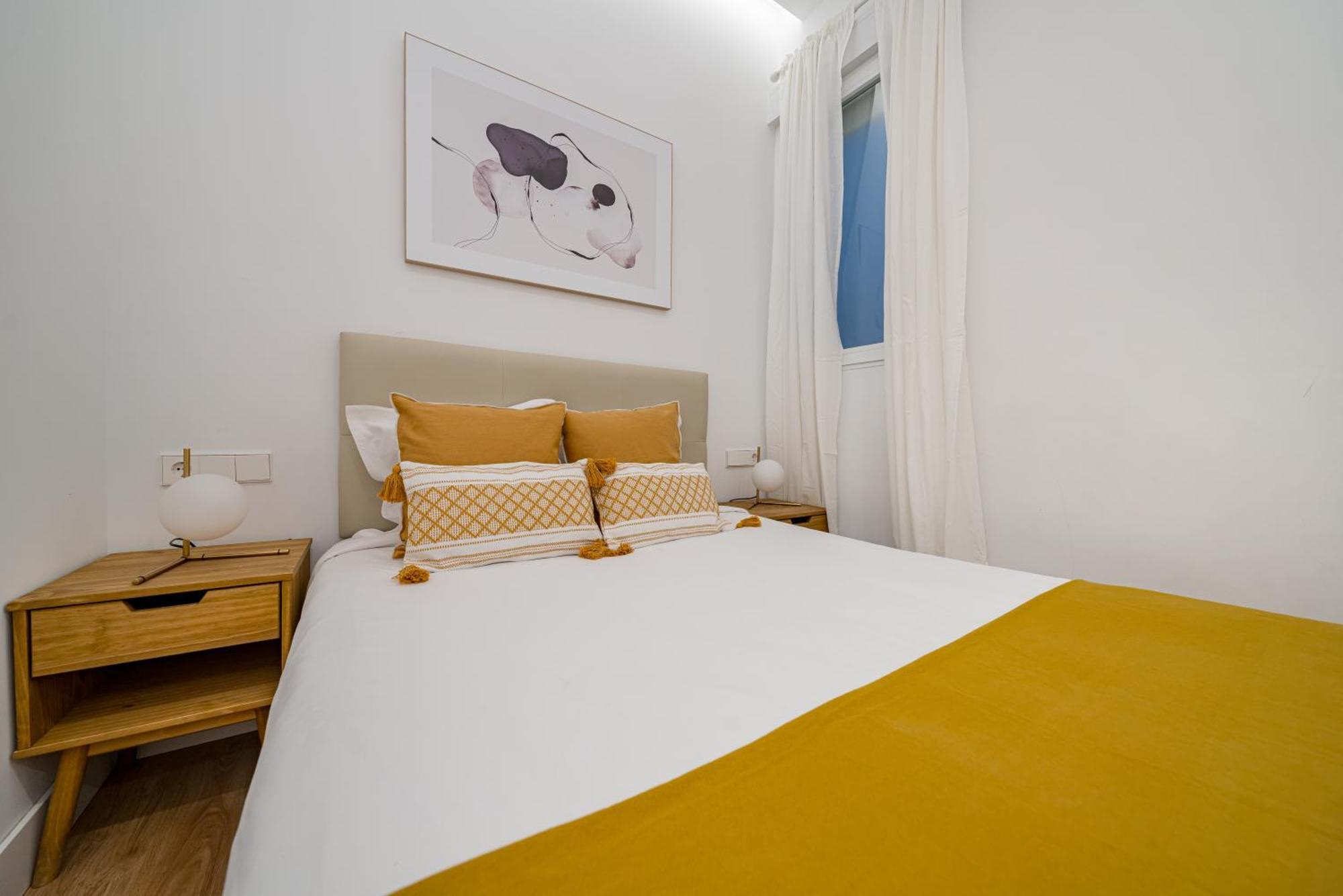 Apartamento Goya Iii Calle Hermosilla 3br 2bh *