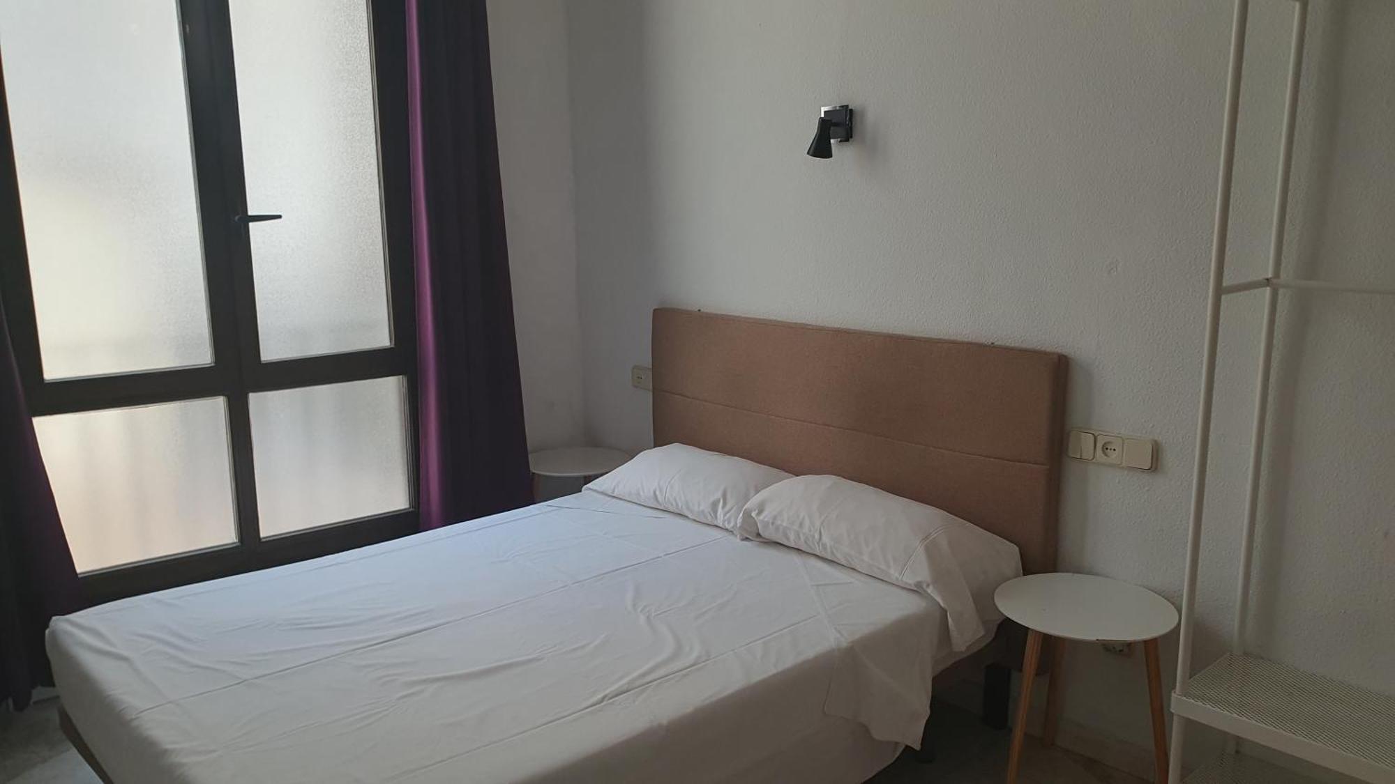 Guest house Fuencarral Kryse&breogan 2*