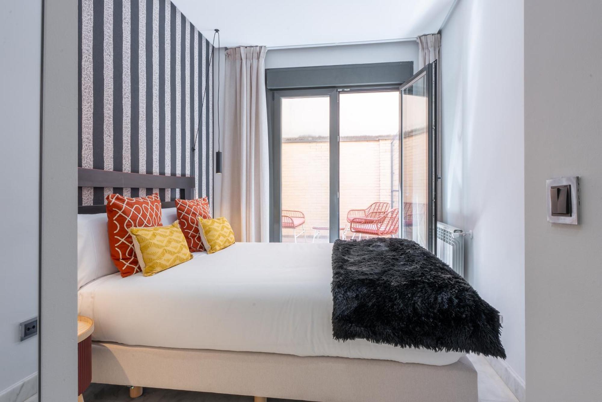 Smartr Ventas Apartahotel *