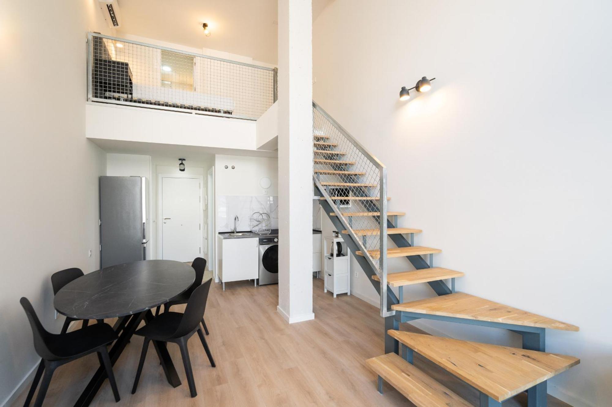 Apartment Loft Reformado Industrial Con Garaje Madrid