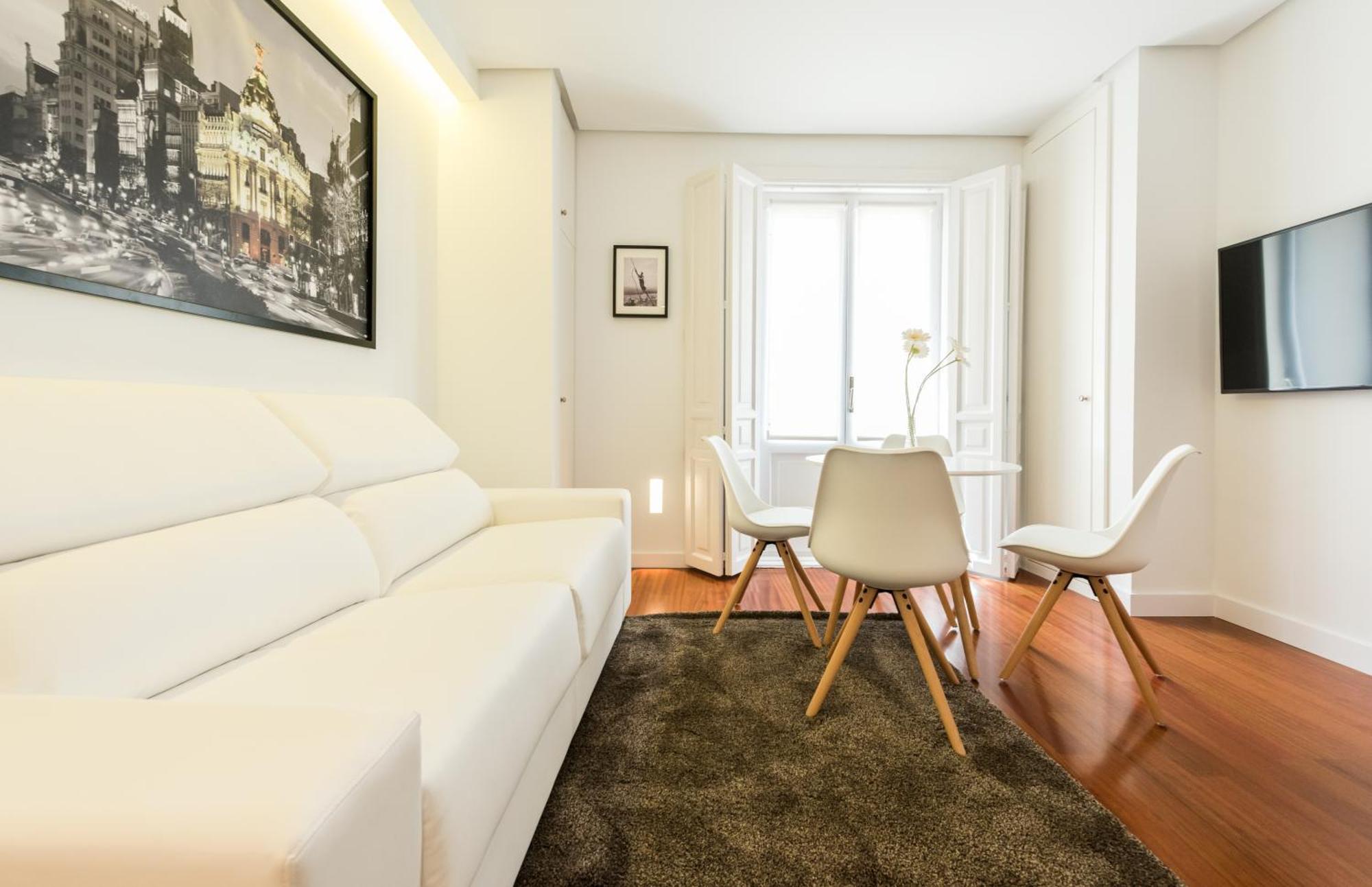 Apartamento Santa Ana Plaza *