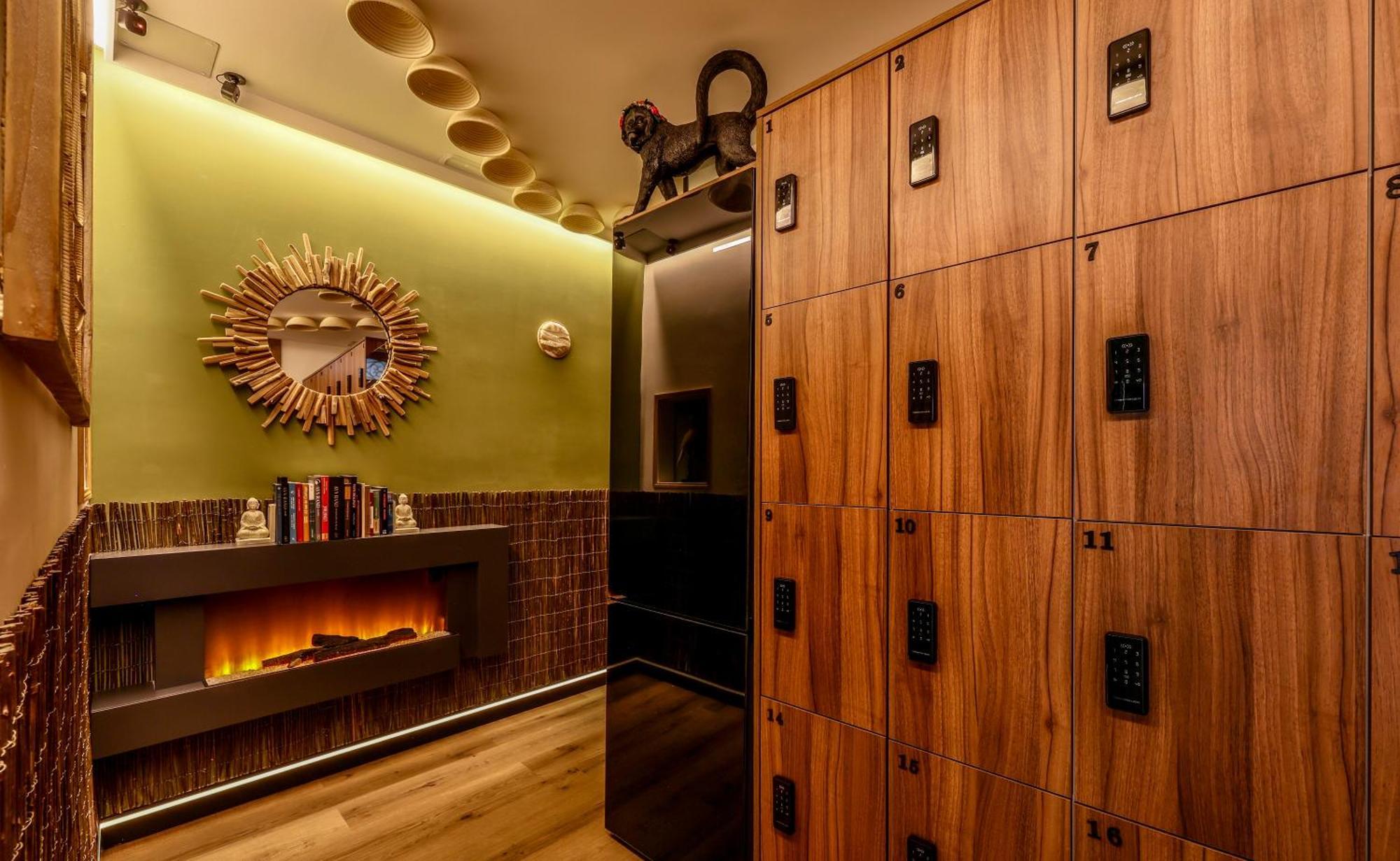 Eliseo - Livingcoworking - Malasana * Madrid