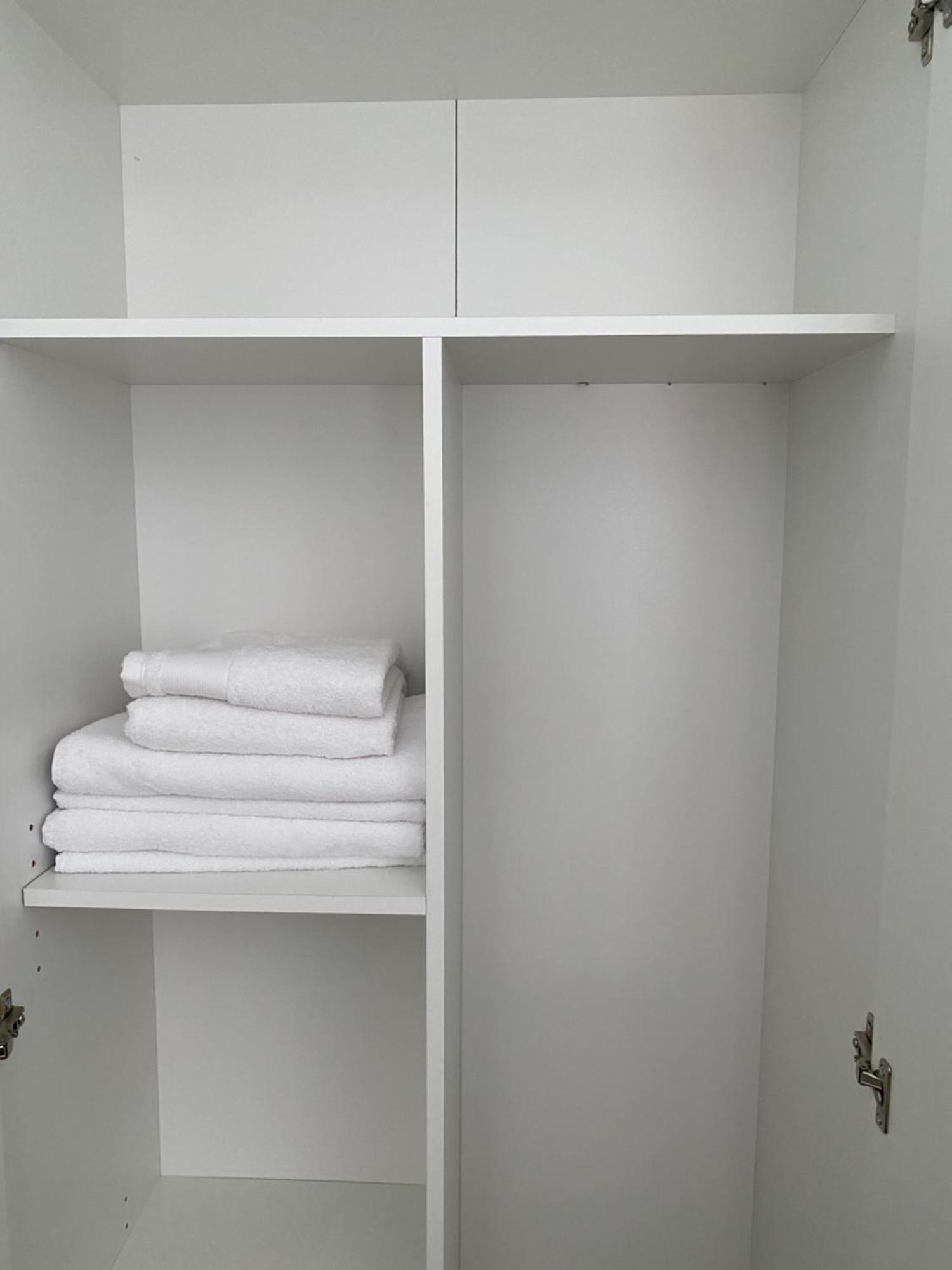 Apartamento Peaceful House-和平居 Madrid