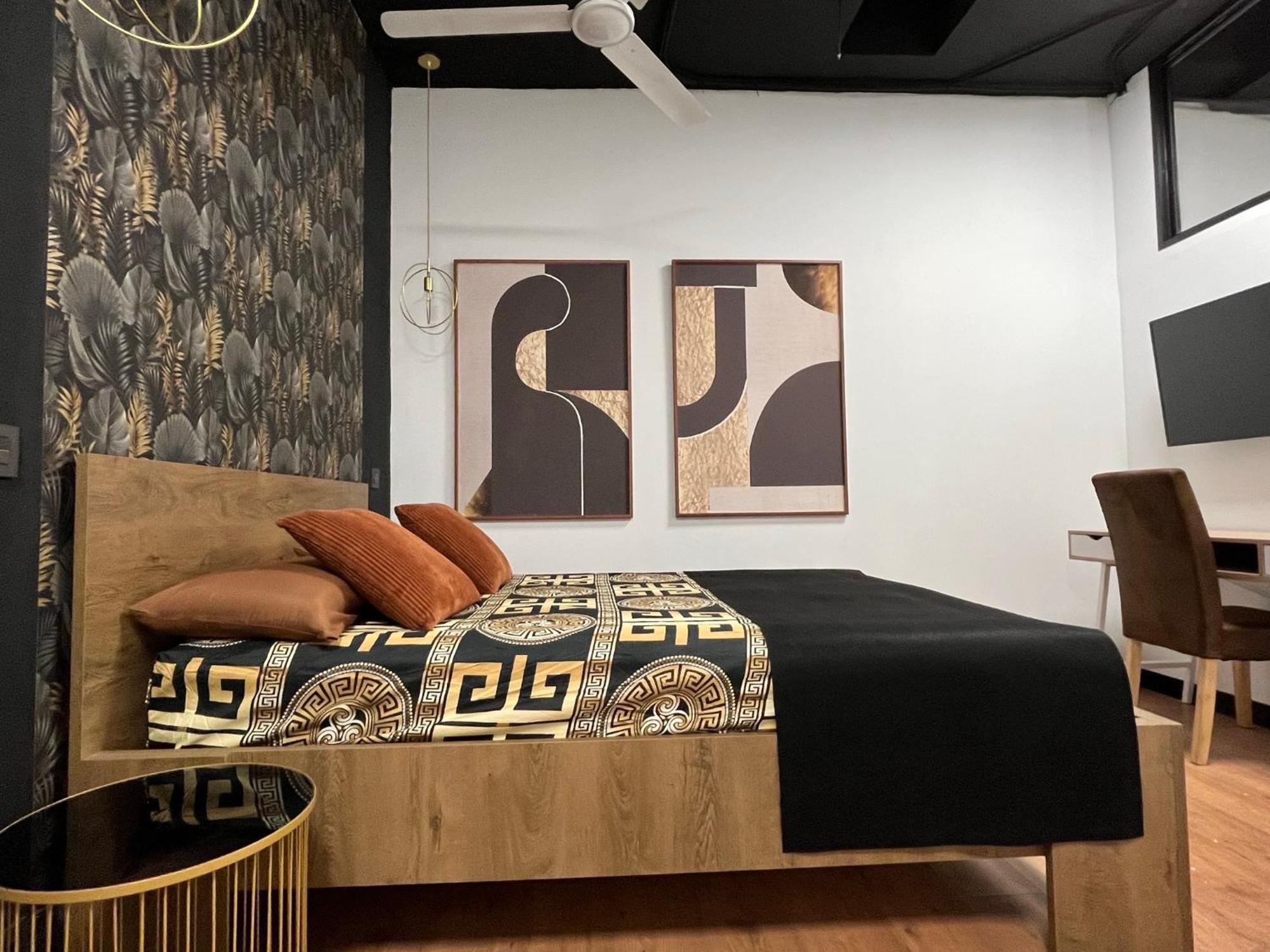 Apartment Chic12 Only For Millionaires Groups