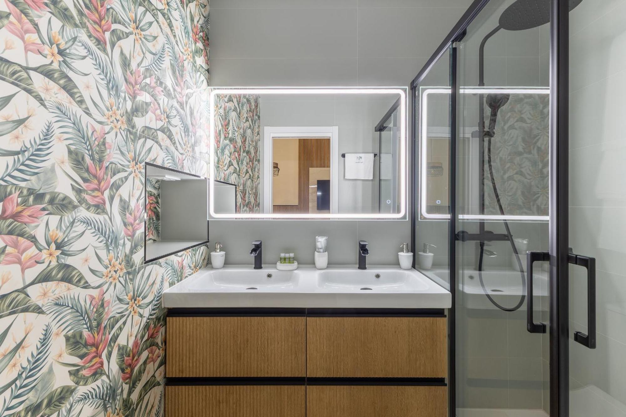 Apartamento Xiii De Octubre Madri