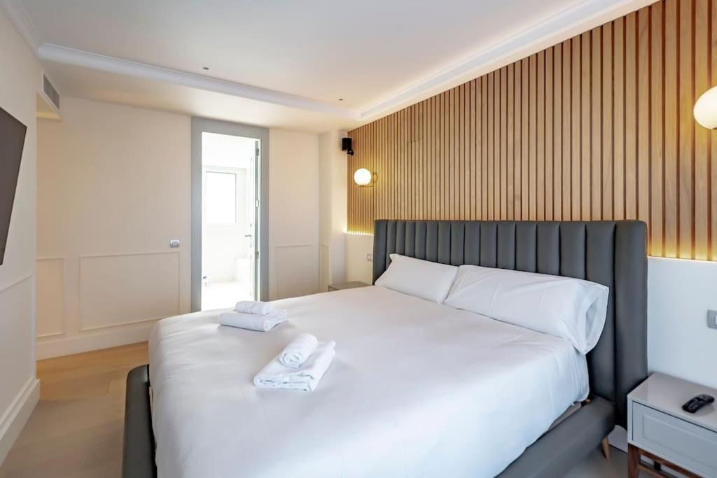 Apartment Penthouse Private Jacuzzi Castellana