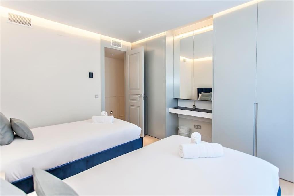 Penthouse Private Jacuzzi Castellana Apartment Madrid
