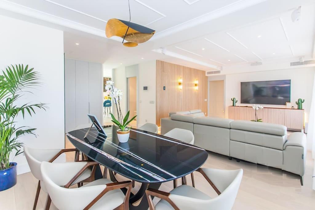 Apartment Penthouse Private Jacuzzi Castellana