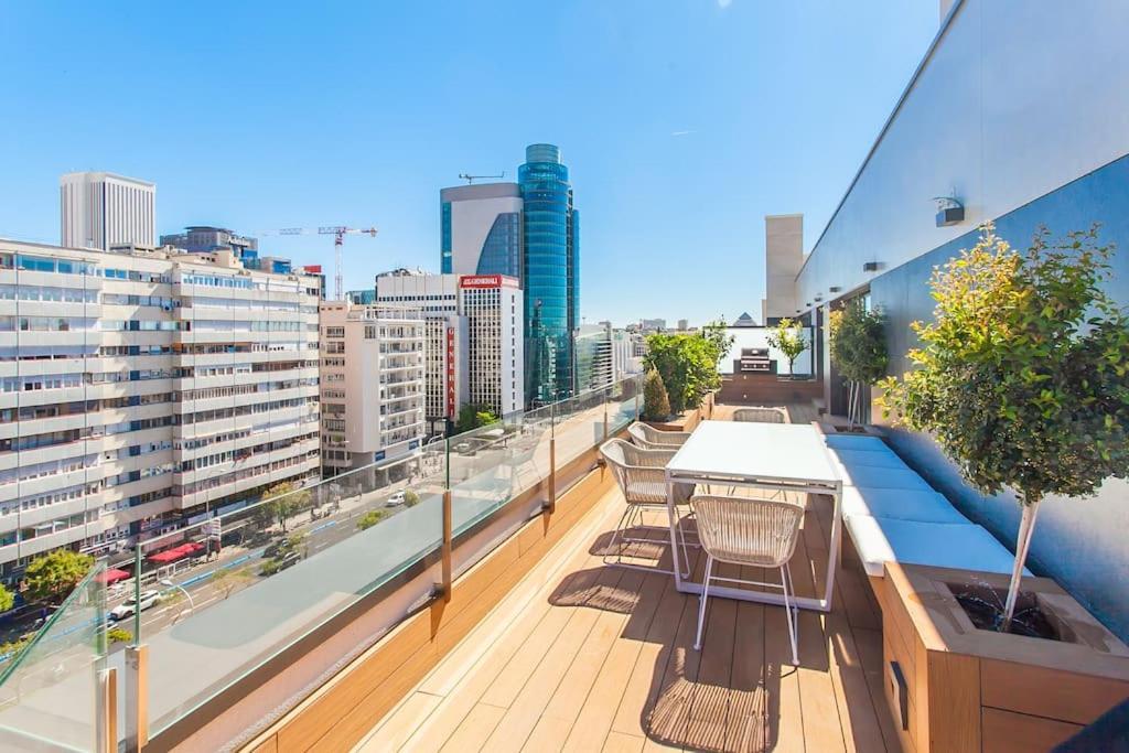 Penthouse Private Jacuzzi Castellana Apartment Madrid