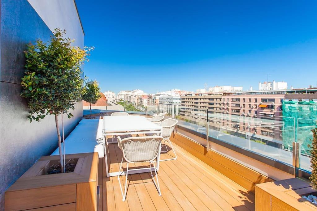 Apartment Penthouse Private Jacuzzi Castellana