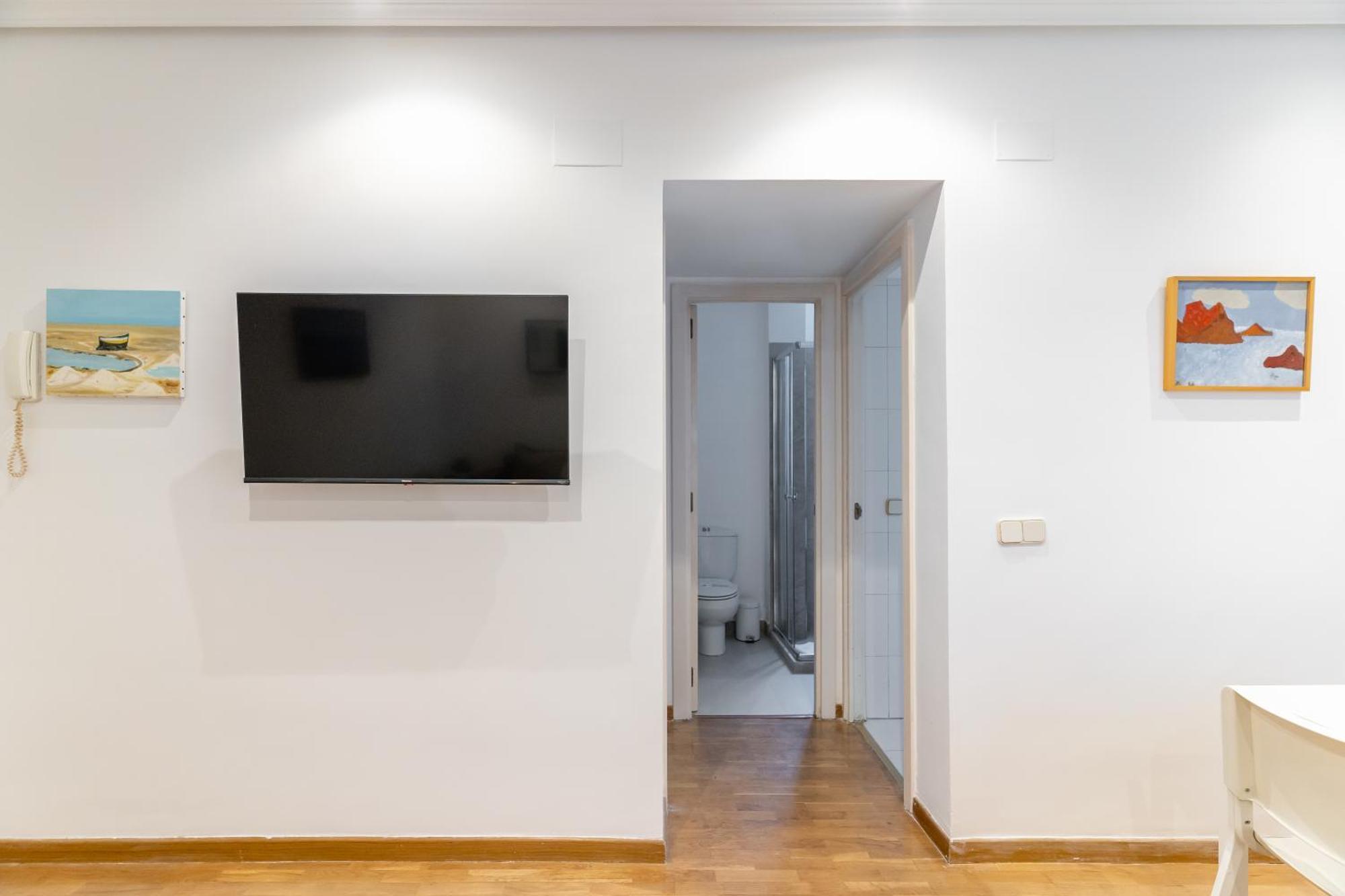 Apartment Cozy -1bedroom 1bath -anton Martin