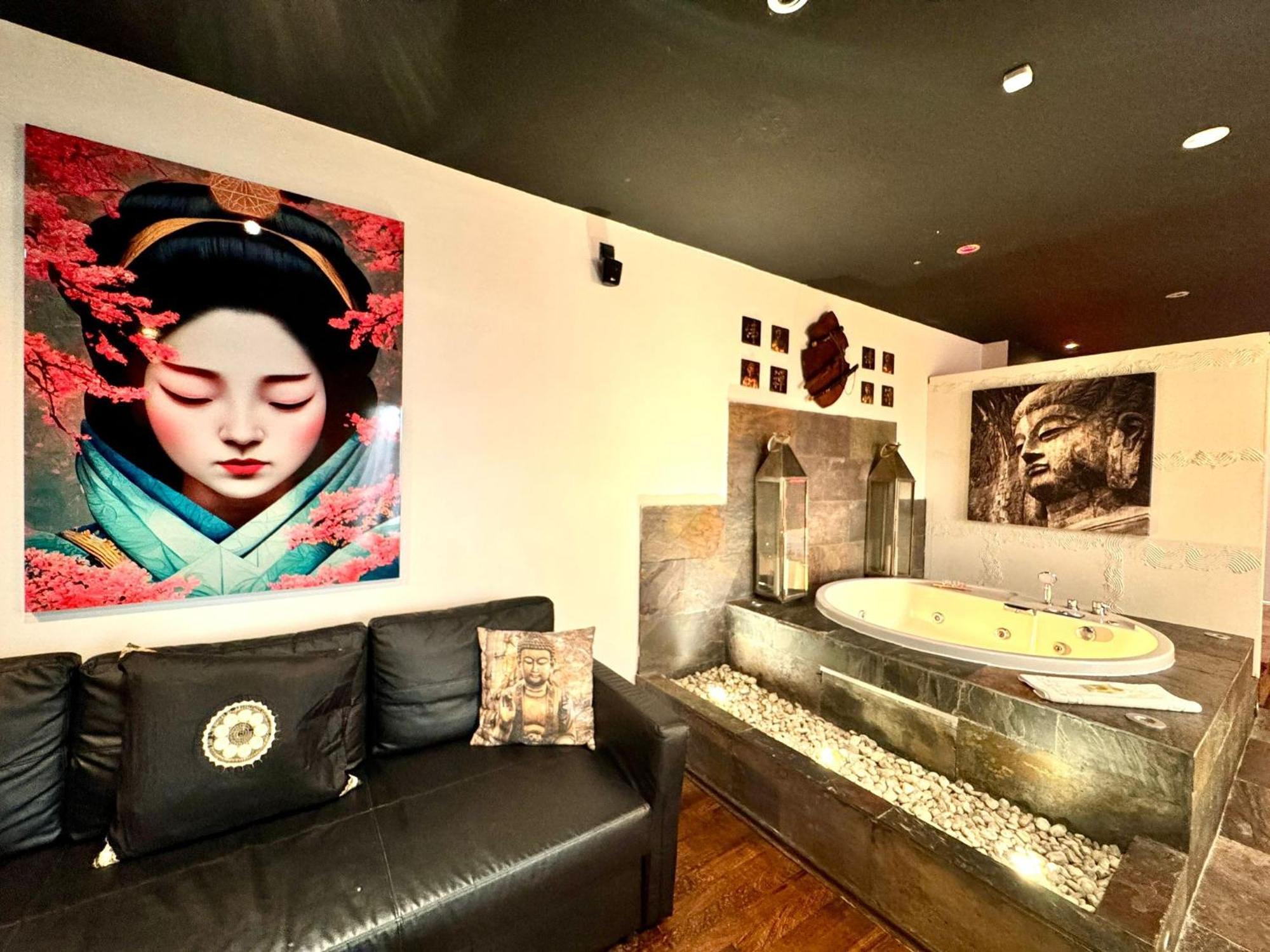 Apartment Con Jacuzzi *