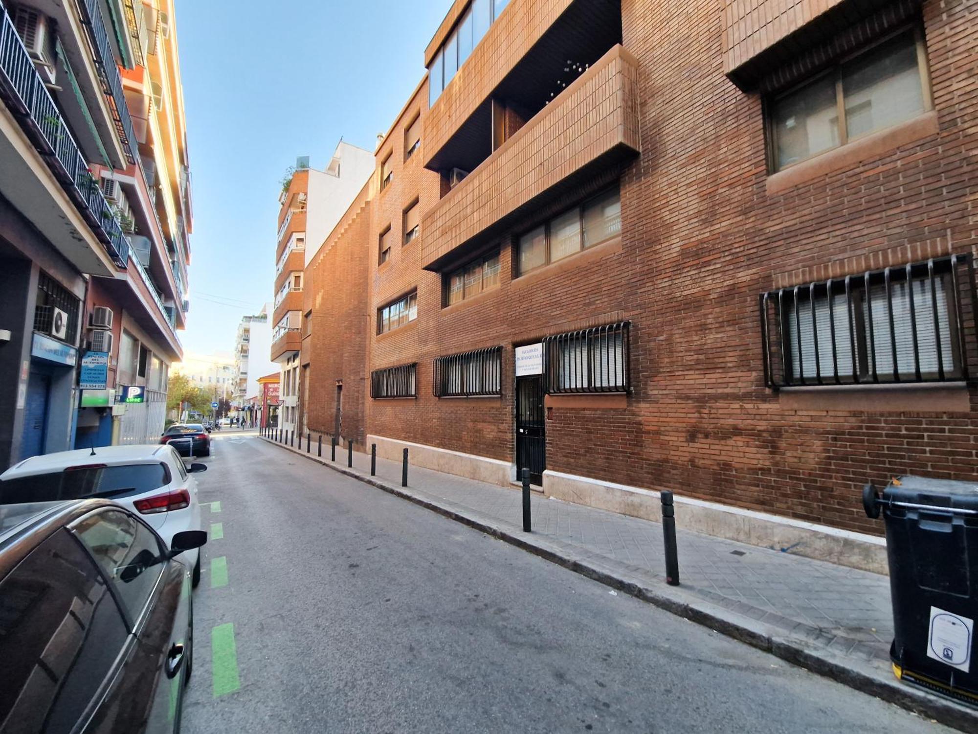 Estupenda Casa En Guindalera * Madrid