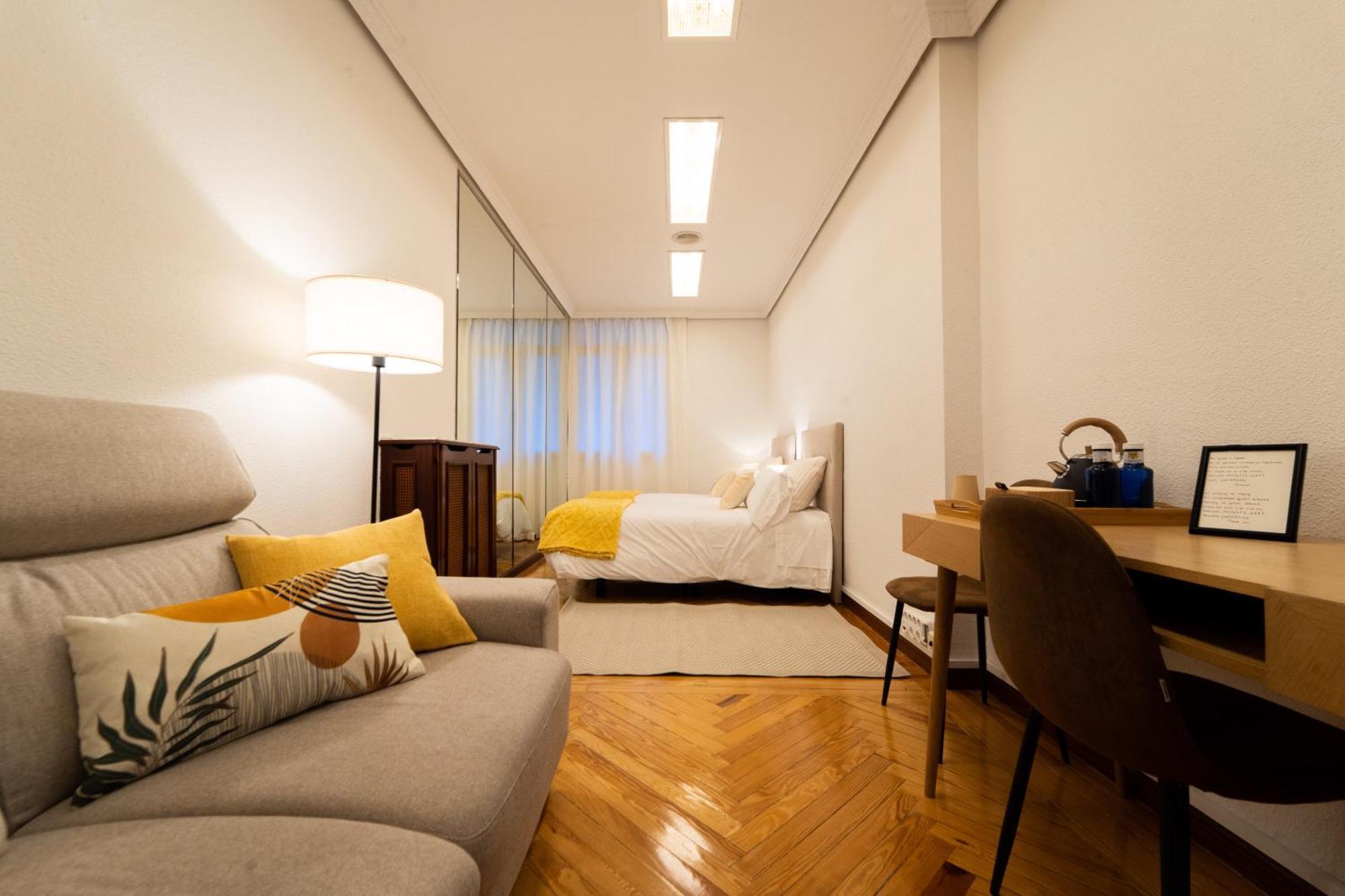 Pleno Centro Fuencarral Guest house
