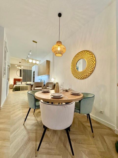 Apartment Modern & Bright Studio *