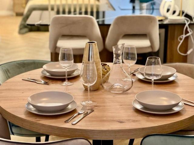 Modern & Bright Studio * Madrid