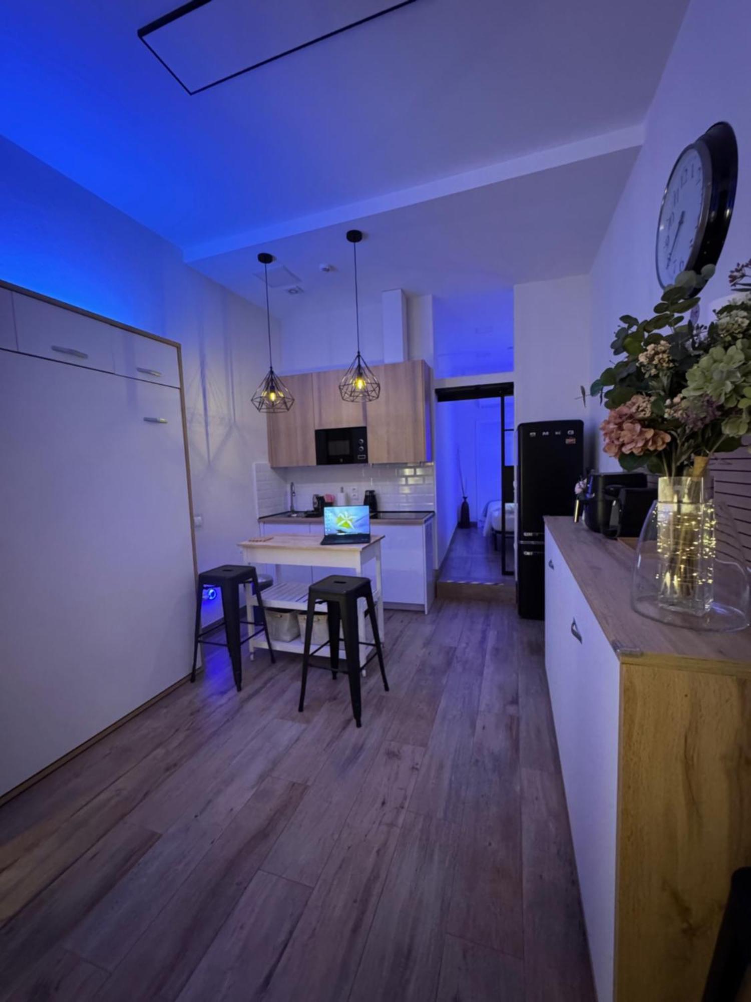 Apartment Centrico. Atocha-lavapies. Nuevo. 100% Equipado. *