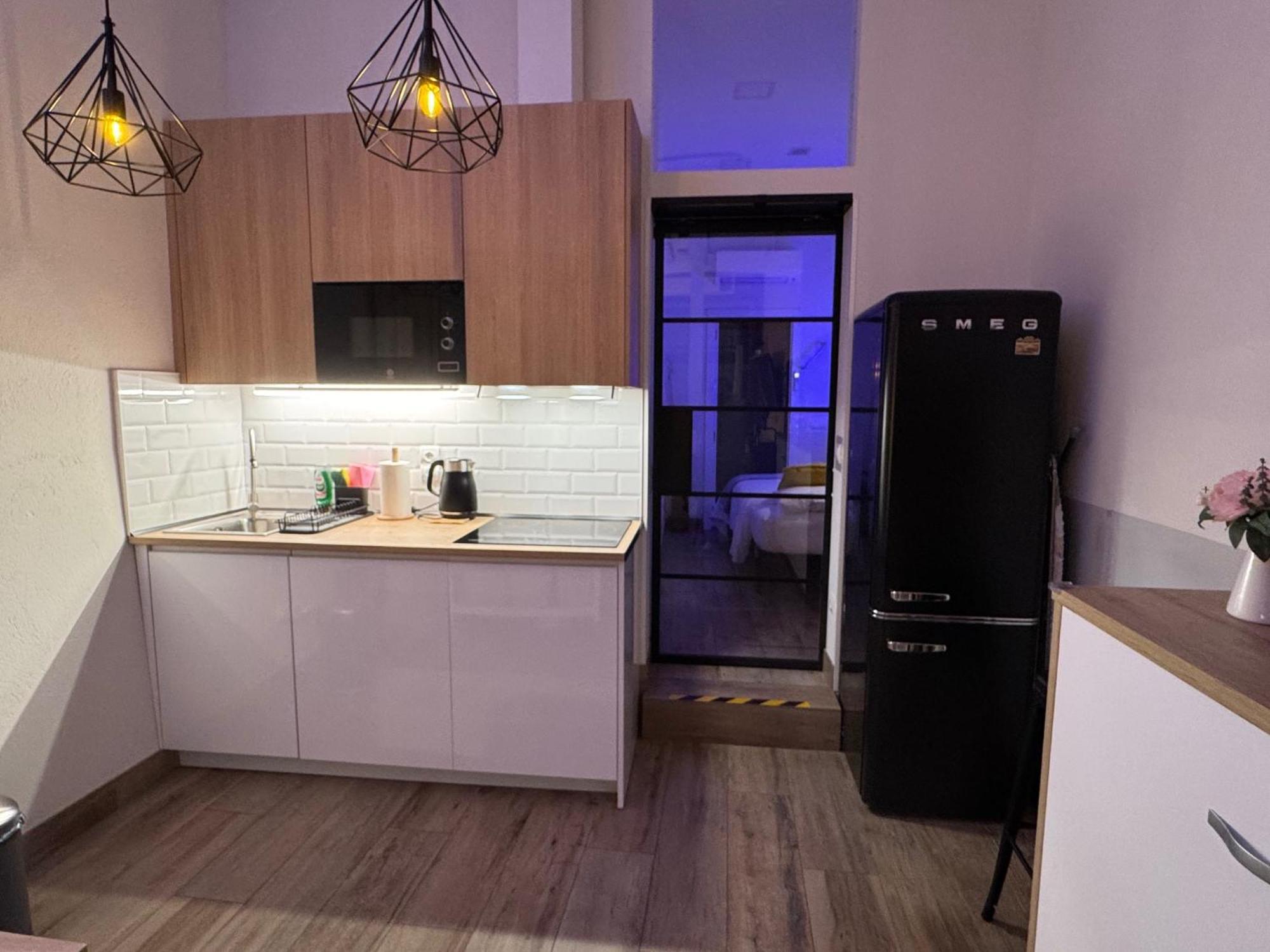 Apartment Centrico. Atocha-lavapies. Nuevo. 100% Equipado. Madrid
