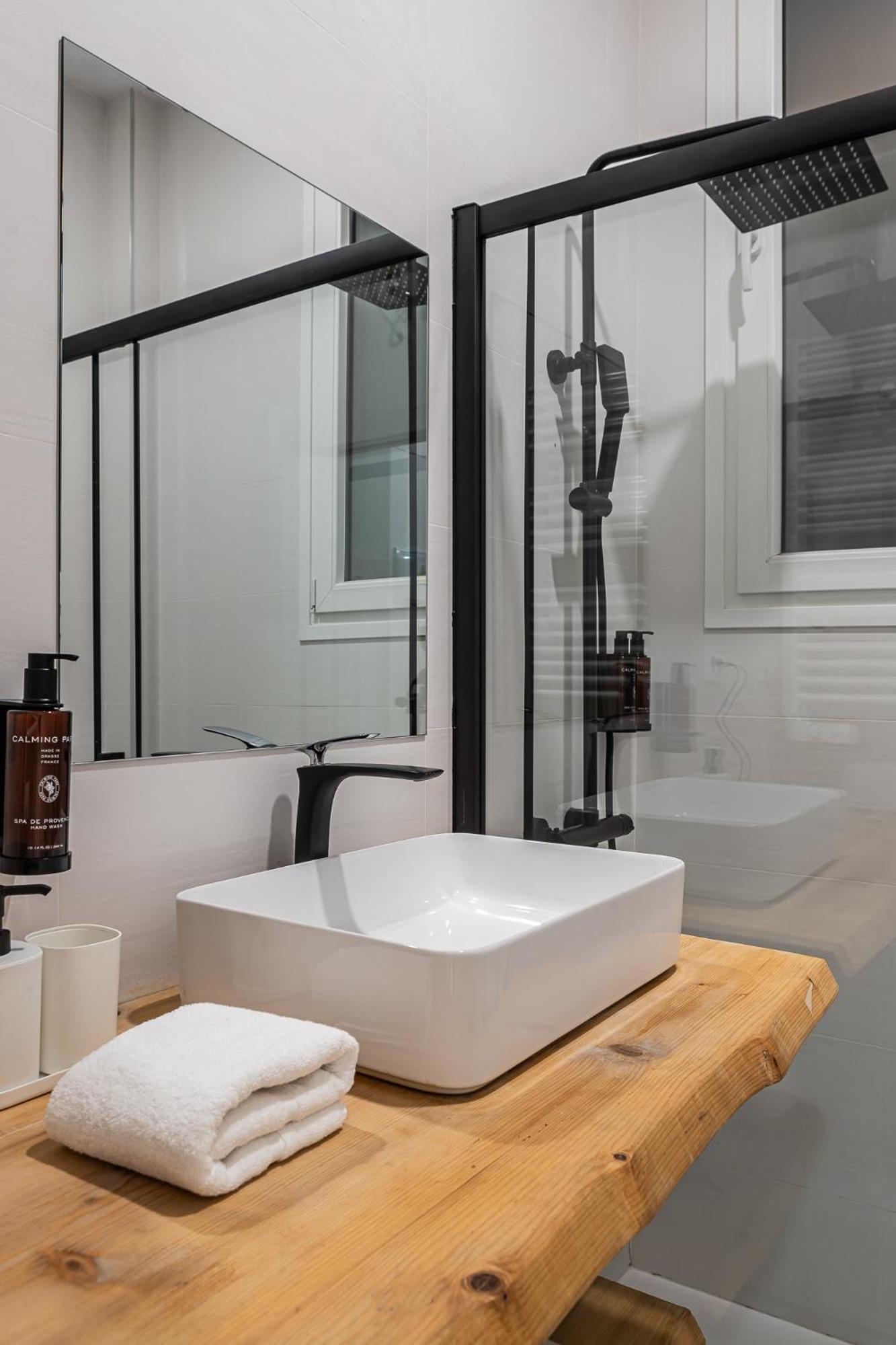 Waou Essence Ii Lavapies - Alquiler Corta Duracion Apartamento *