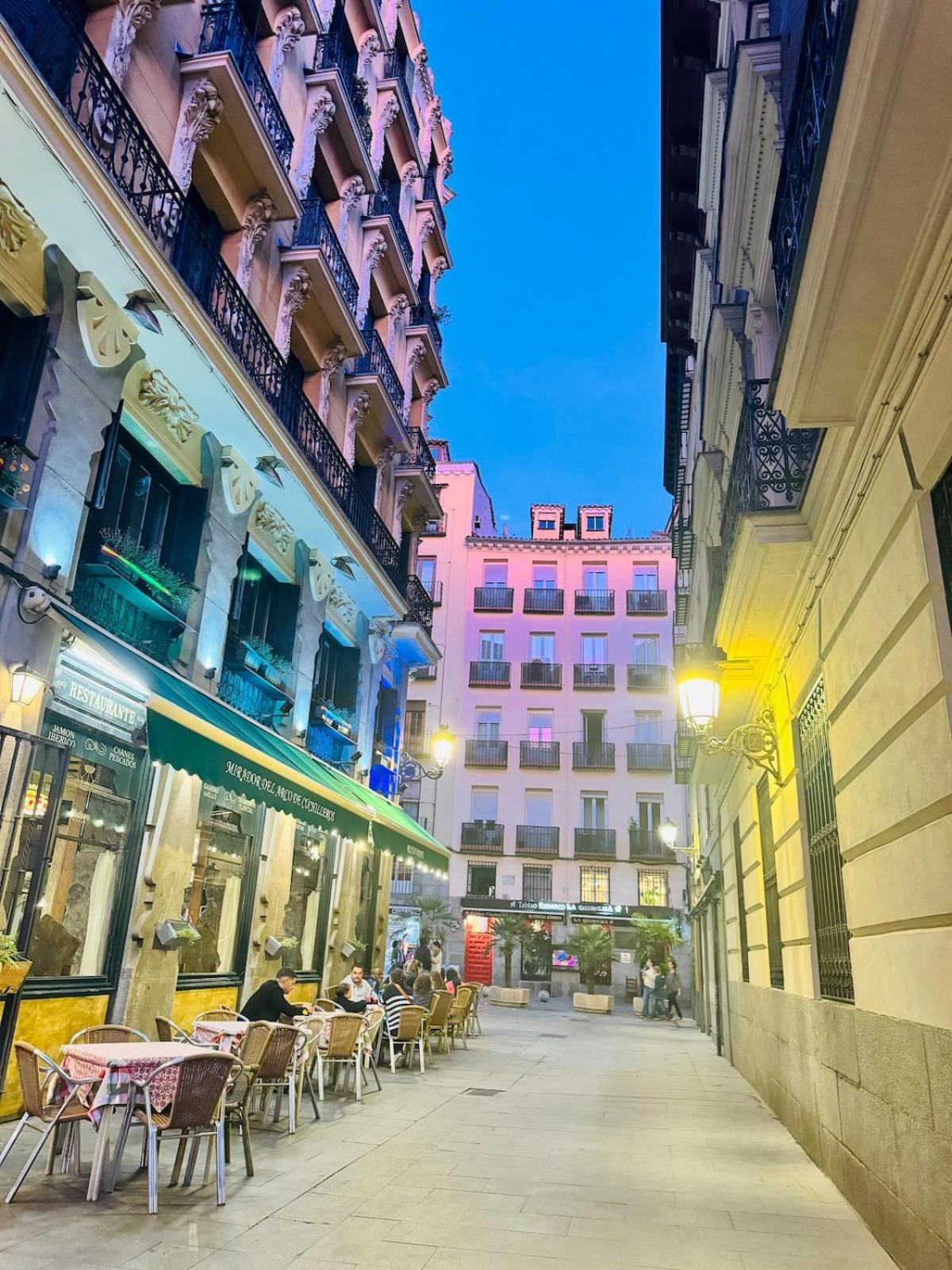 Lejlighed Habitacion Privada En Madrid Centro - Sol *