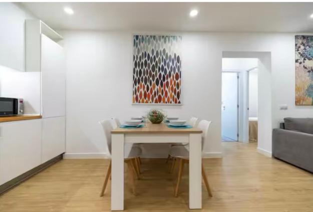 Apartamento Artbel En Plaza Castilla -vizcainos Madrid