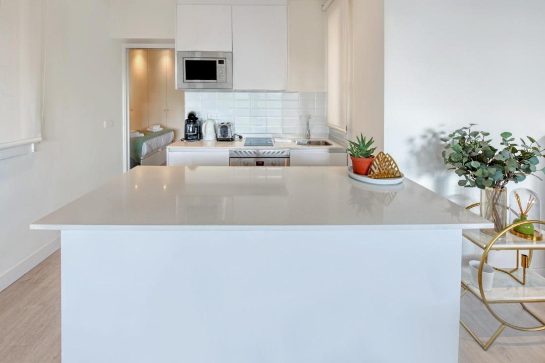 1 Bedroom 1 Bathroom Furnished - Salamanca - Stylish Wterrace - Mintystay Apartment
