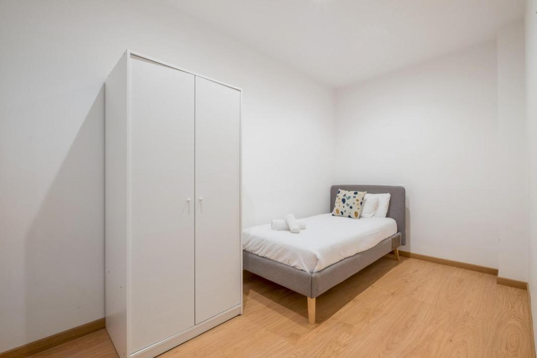 4 Bedrooms 2 Bathrooms Furnished - Salamanca - Bright - Mintystay