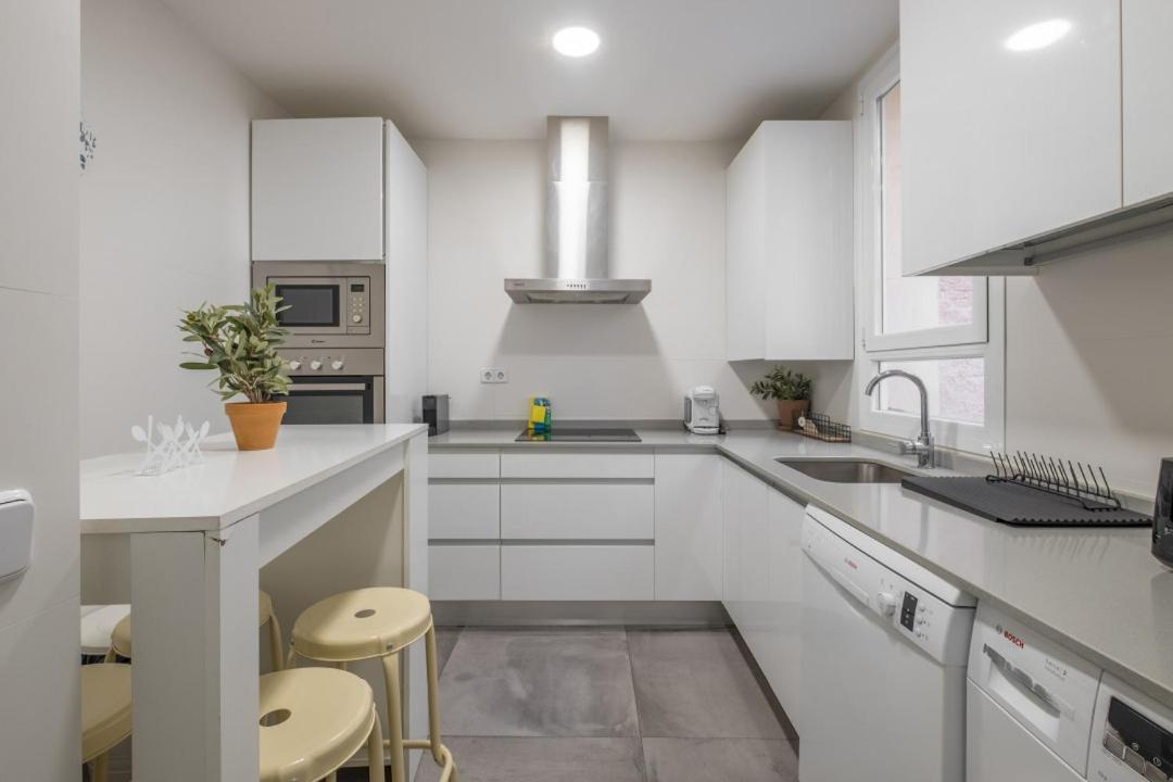 Apartment 4 Bedrooms 2 Bathrooms Furnished - Salamanca - Bright - Mintystay Madrid