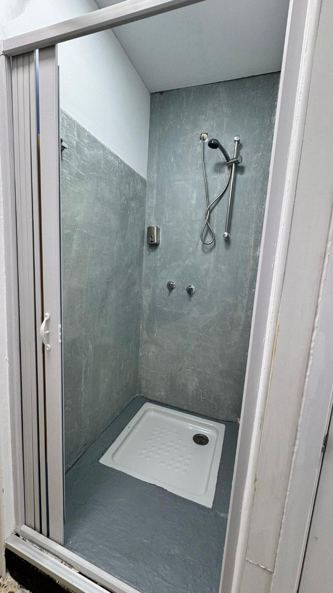 Puerta Del Angel Hostal Madrid