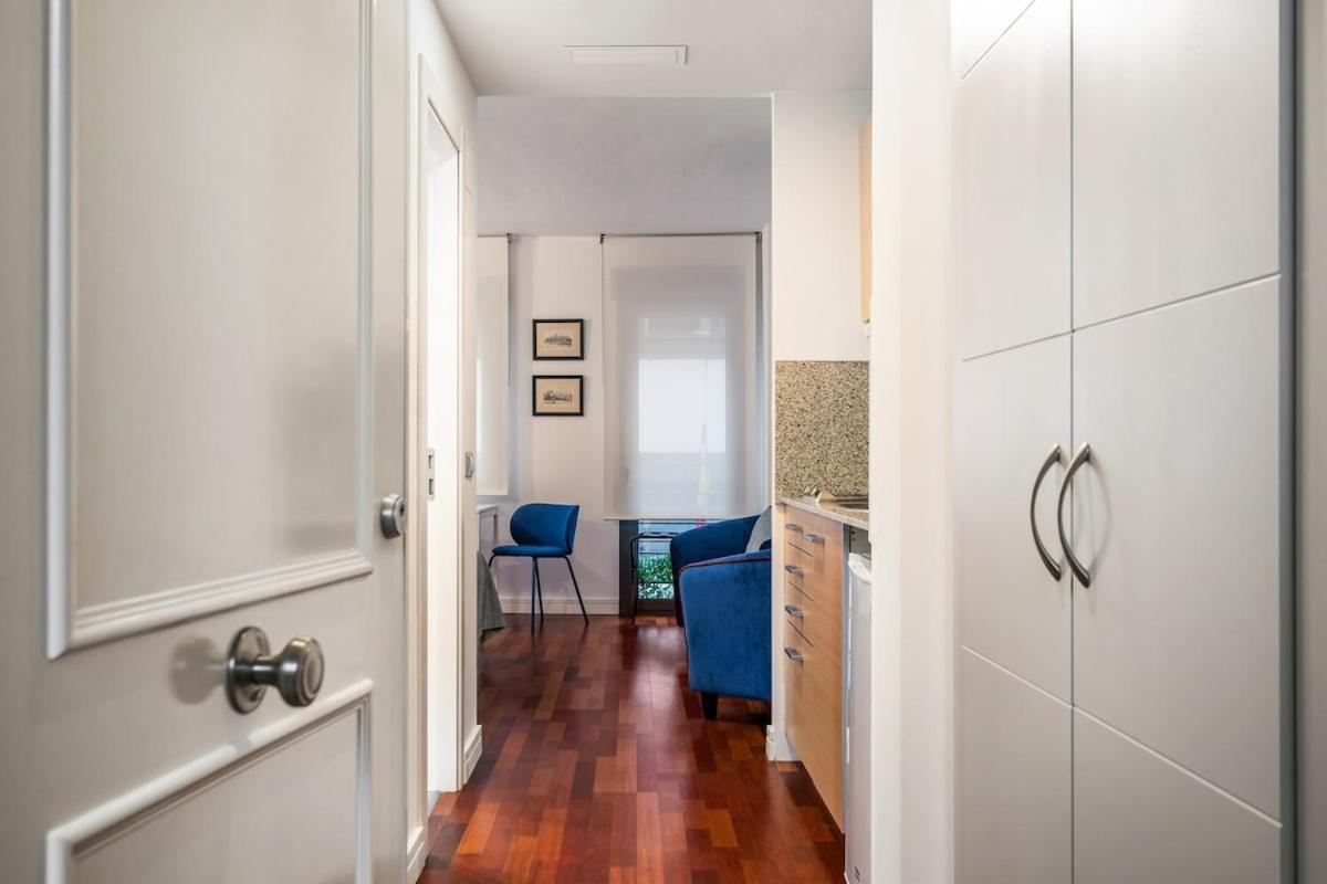 With Parking - 1b Apartment