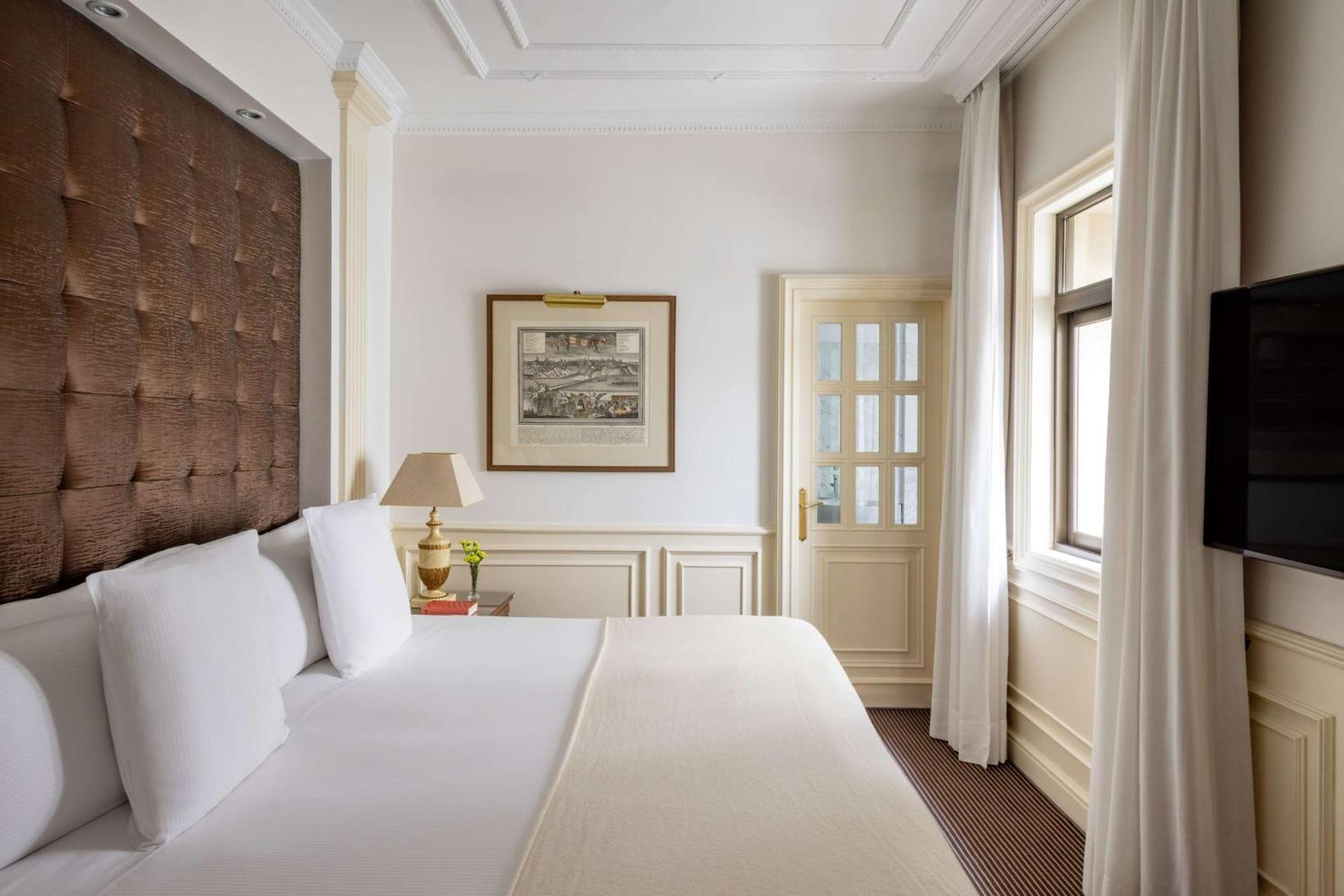 Fenix Gran Melia - The Leading Of The World