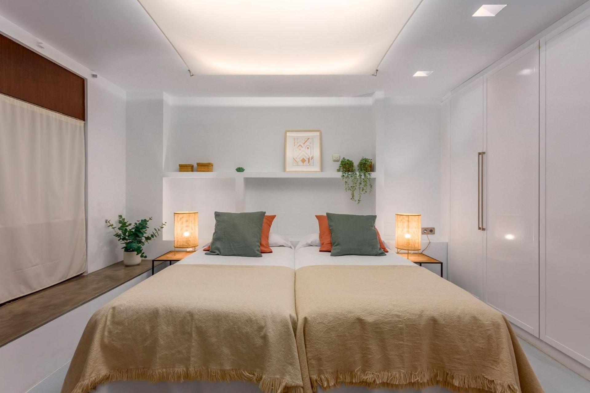 Boho-chic Loft In A Legendary 17th-century 'trap House Apartment