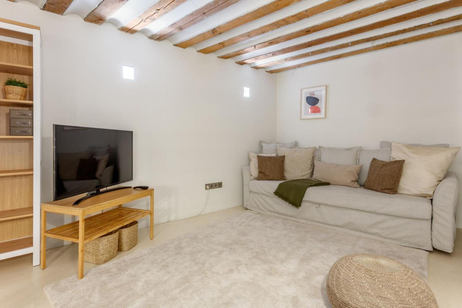 Apartment Boho-chic Loft In A Legendary 17th-century 'trap House